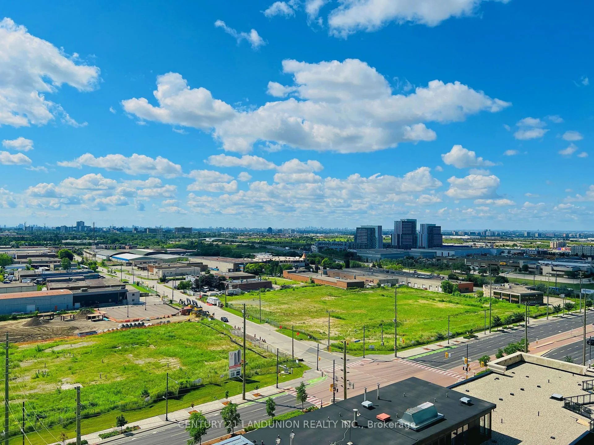 Photo 16 of Unit 1305, 2900 Highway 7 Road, Vaughan, Concord — HOMEH