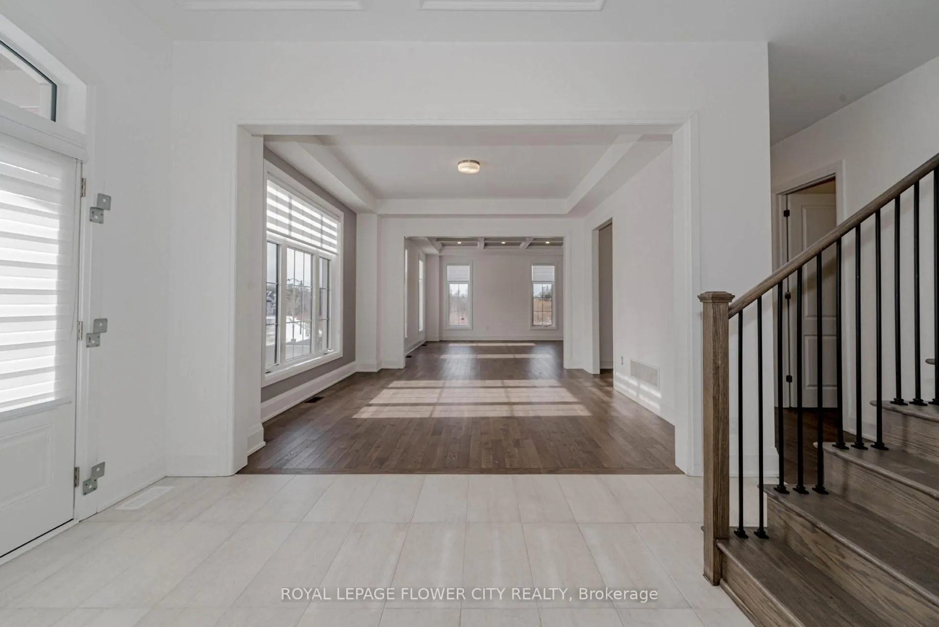Photo 6 of 518 Kleinburg Summit Way, Vaughan, Kleinburg — HOMEH