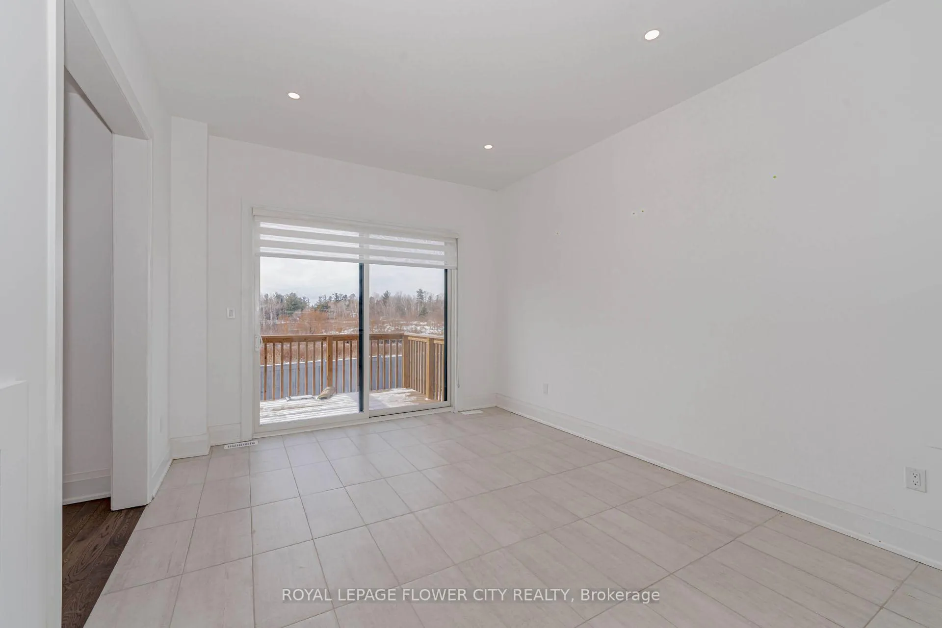 Photo 10 of 518 Kleinburg Summit Way, Vaughan, Kleinburg — HOMEH