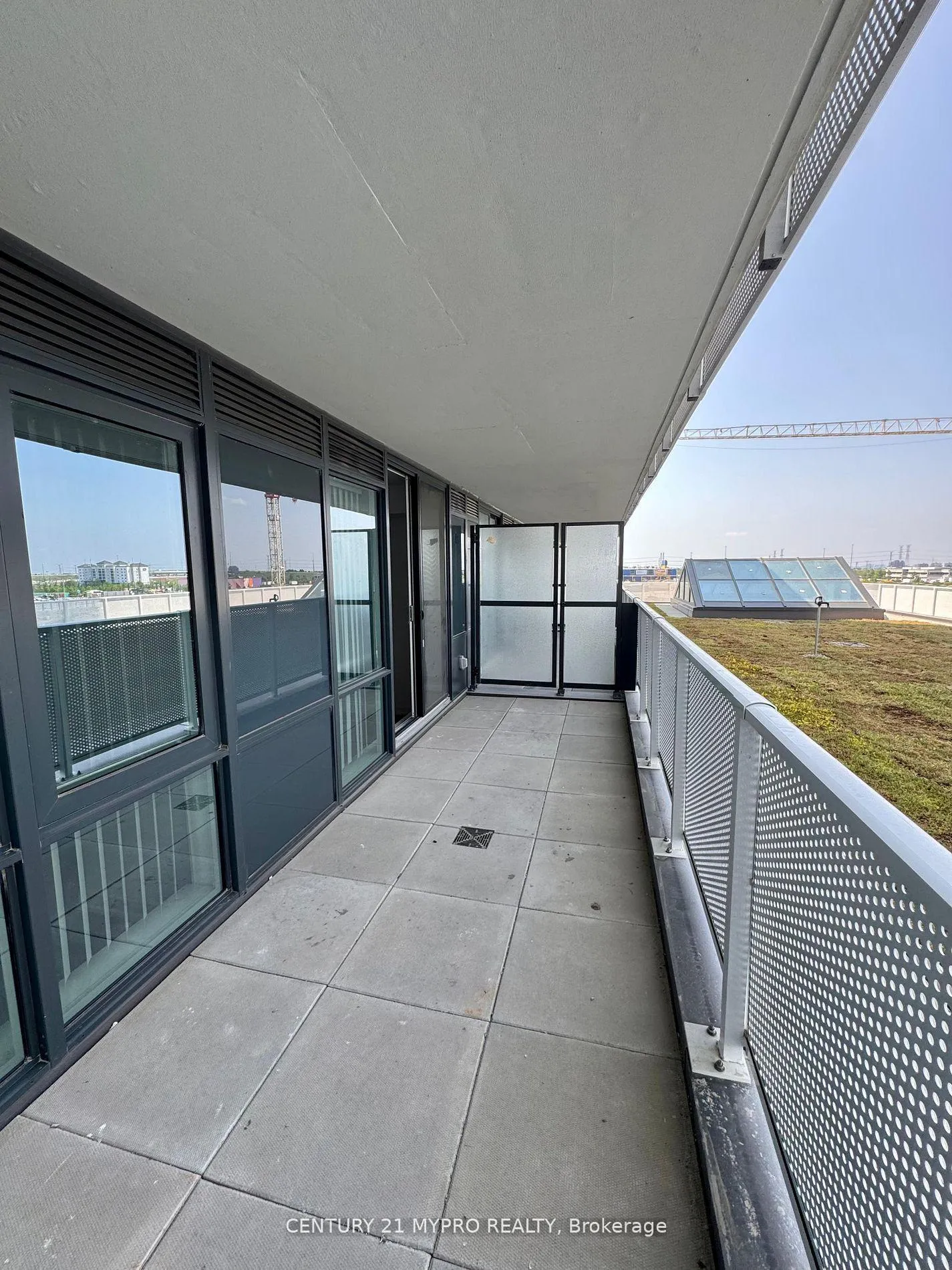 Photo 13 of Unit 321, 28 Interchange Way, Vaughan, Vaughan Corporate Centre — HOMEH