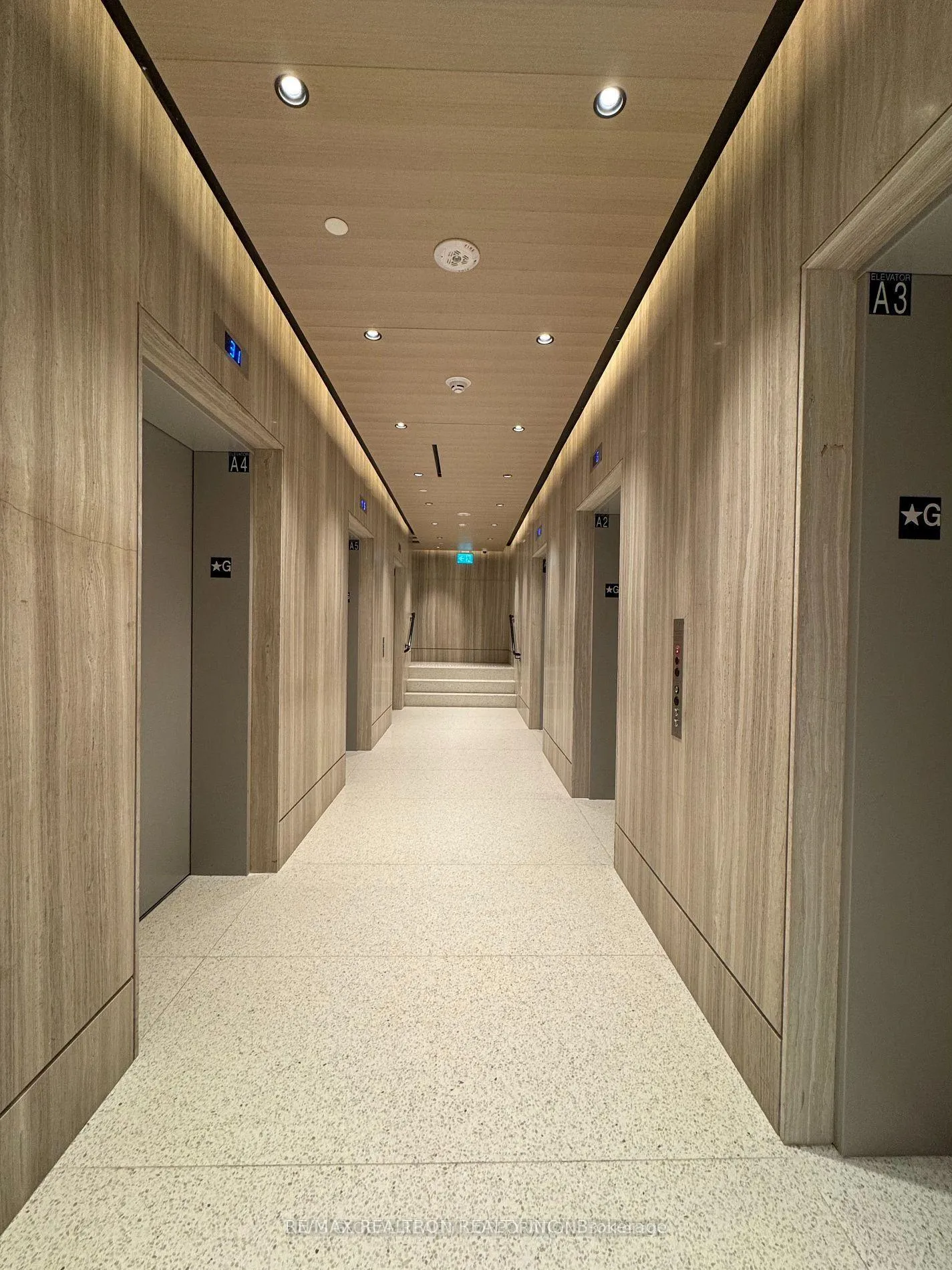 Photo 3 of Unit 5905, 225 Commerce Street, Vaughan, Vaughan Corporate Centre — HOMEH
