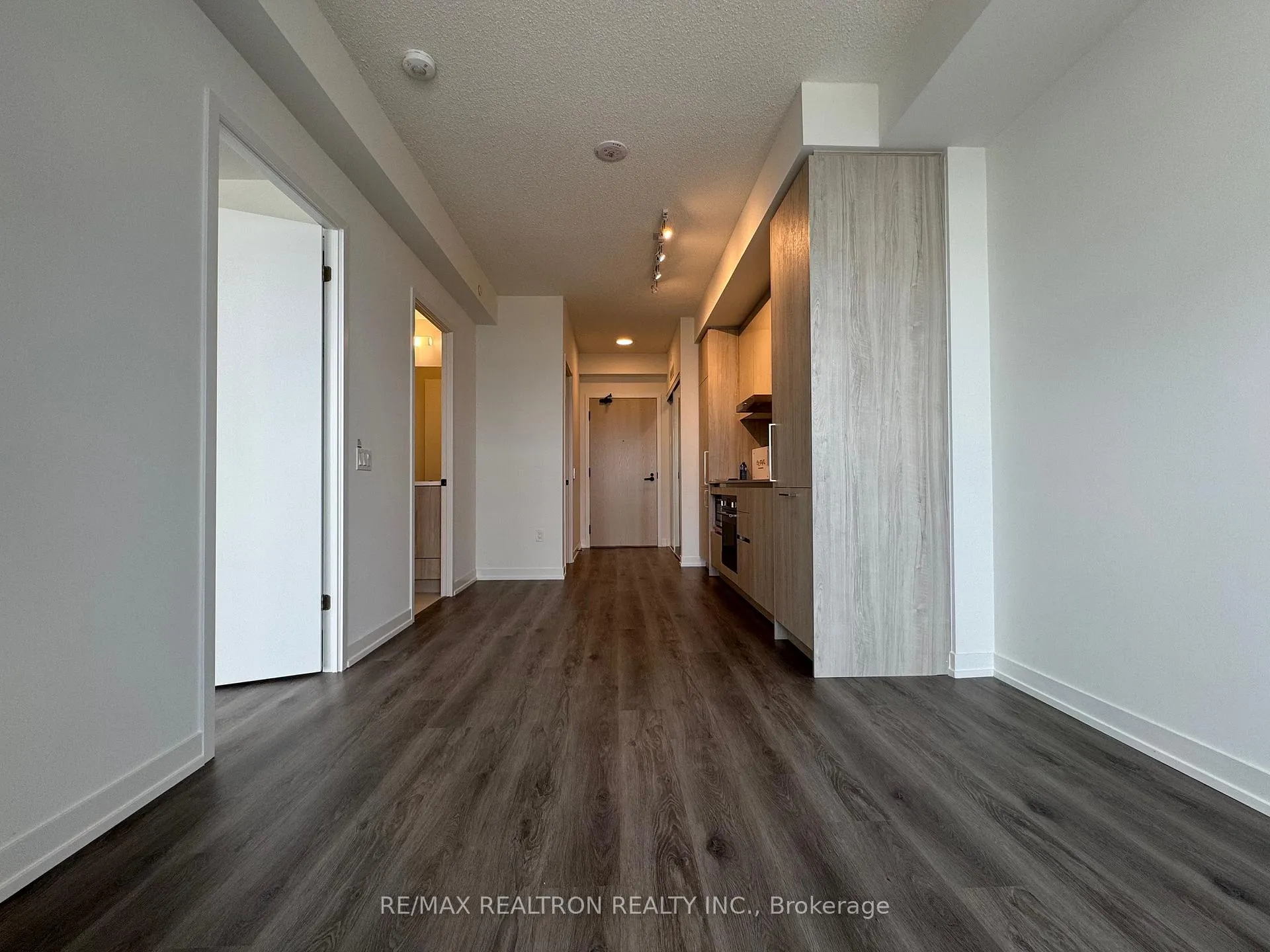 Photo 19 of Unit 5905, 225 Commerce Street, Vaughan, Vaughan Corporate Centre — HOMEH
