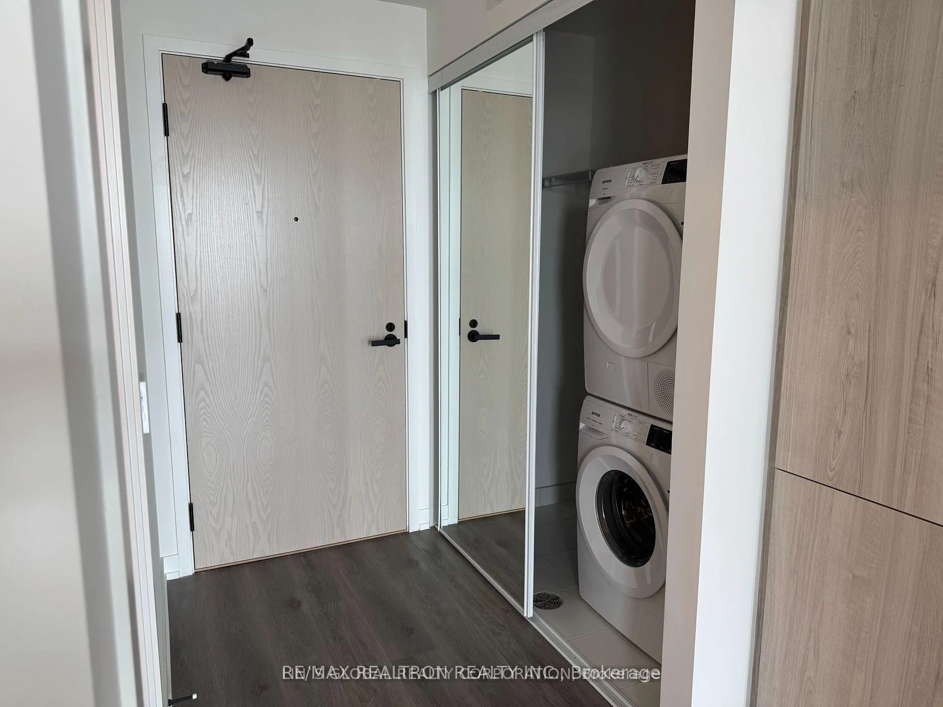 Photo 20 of Unit 5905, 225 Commerce Street, Vaughan, Vaughan Corporate Centre — HOMEH