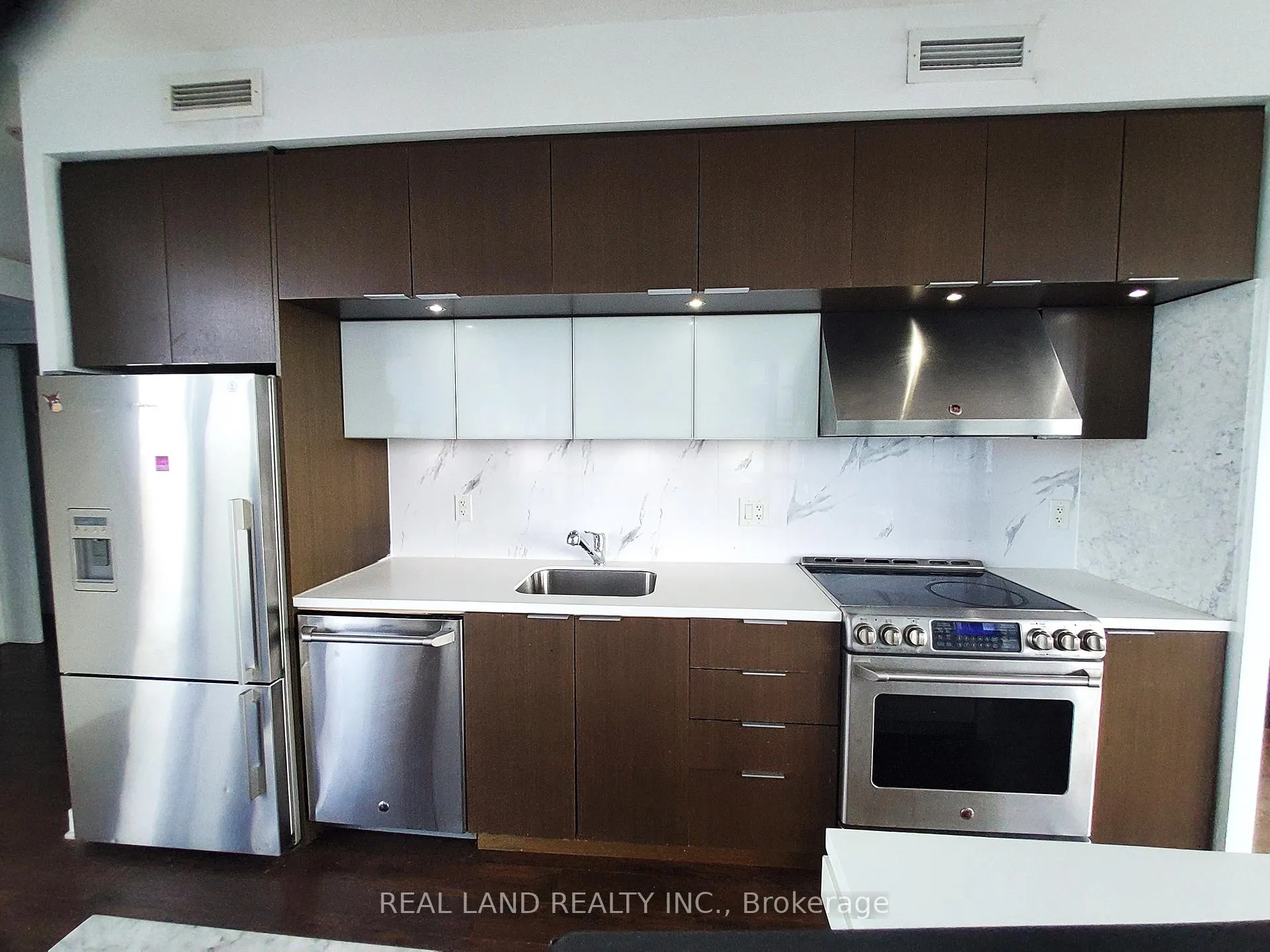 Photo 7 of Unit 4005, 110 Charles Street E, Toronto, Church-Yonge Corridor — HOMEH