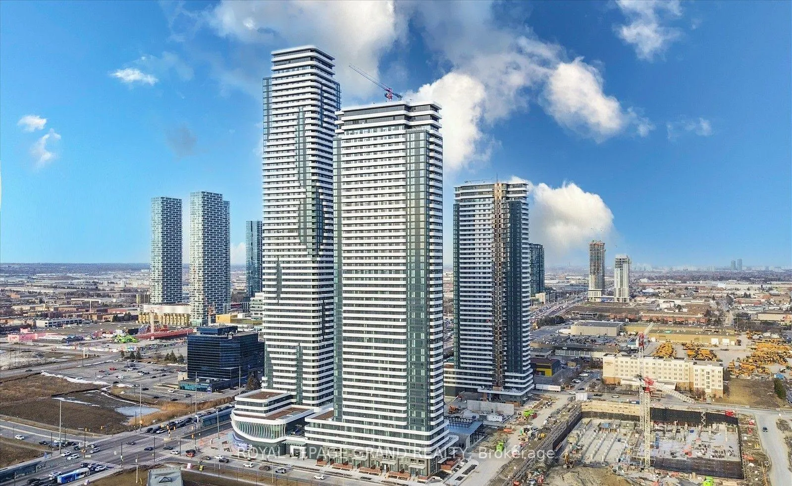 Photo 1 of Unit 2201, 225 Commerce Street, Vaughan, Vaughan Corporate Centre — HOMEH