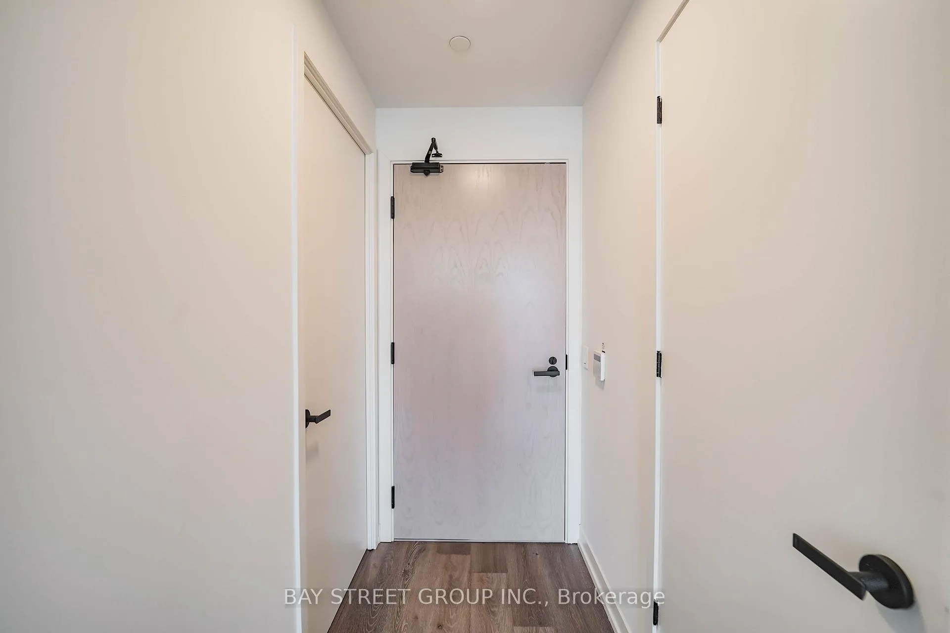 Photo 3 of Unit 4109, 28 Interchange Way, Vaughan, Vaughan Corporate Centre — HOMEH