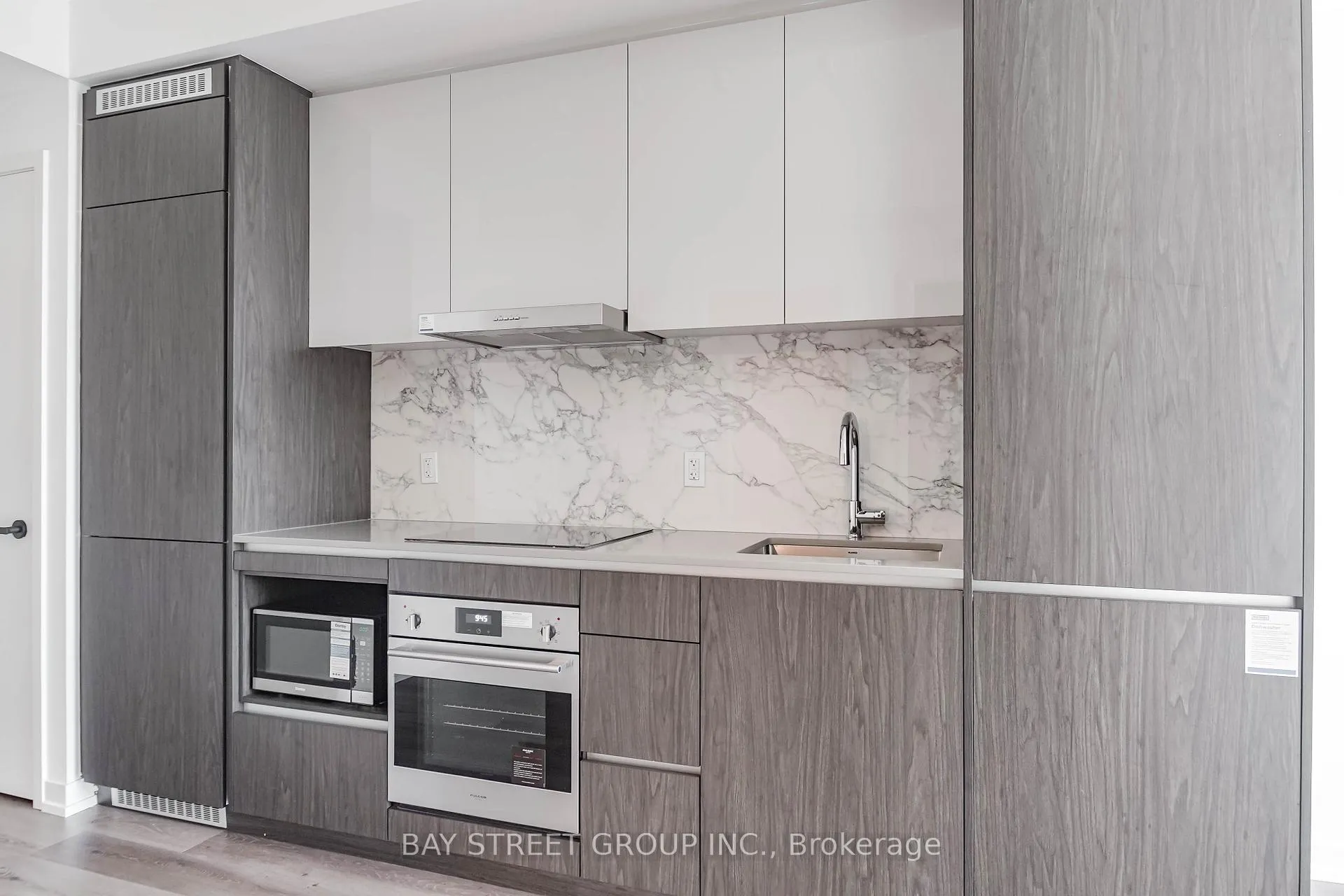 Photo 7 of Unit 4109, 28 Interchange Way, Vaughan, Vaughan Corporate Centre — HOMEH