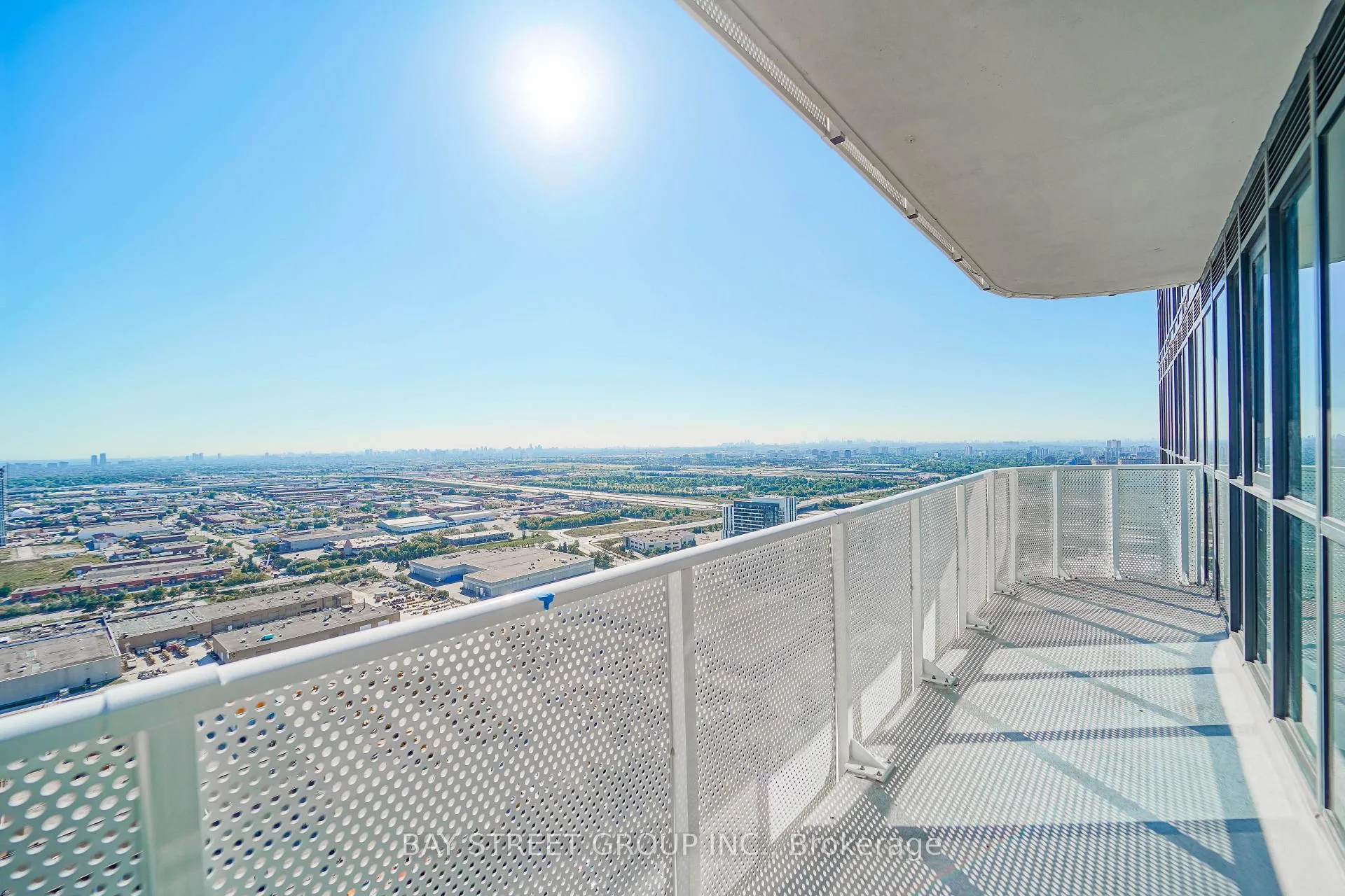 Photo 18 of Unit 4109, 28 Interchange Way, Vaughan, Vaughan Corporate Centre — HOMEH