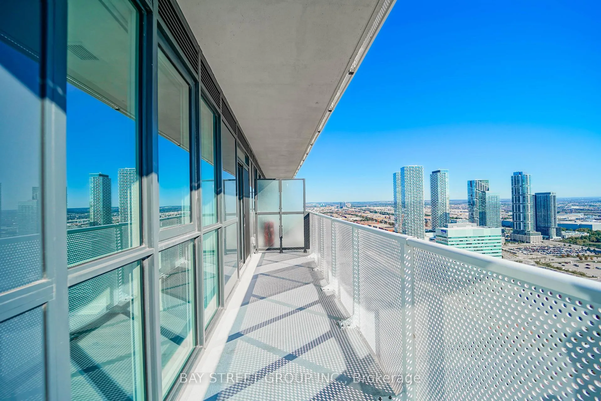 Photo 19 of Unit 4109, 28 Interchange Way, Vaughan, Vaughan Corporate Centre — HOMEH