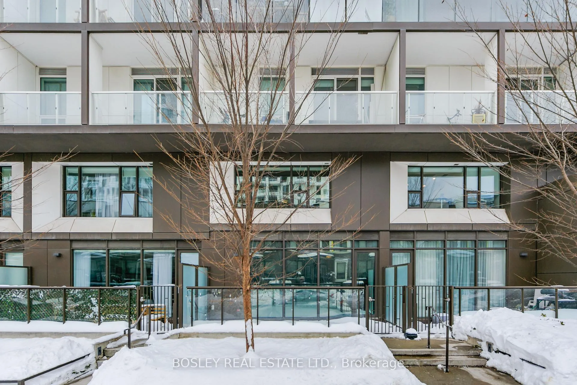 Front of Unit TH112, 80 Vanauley Street
