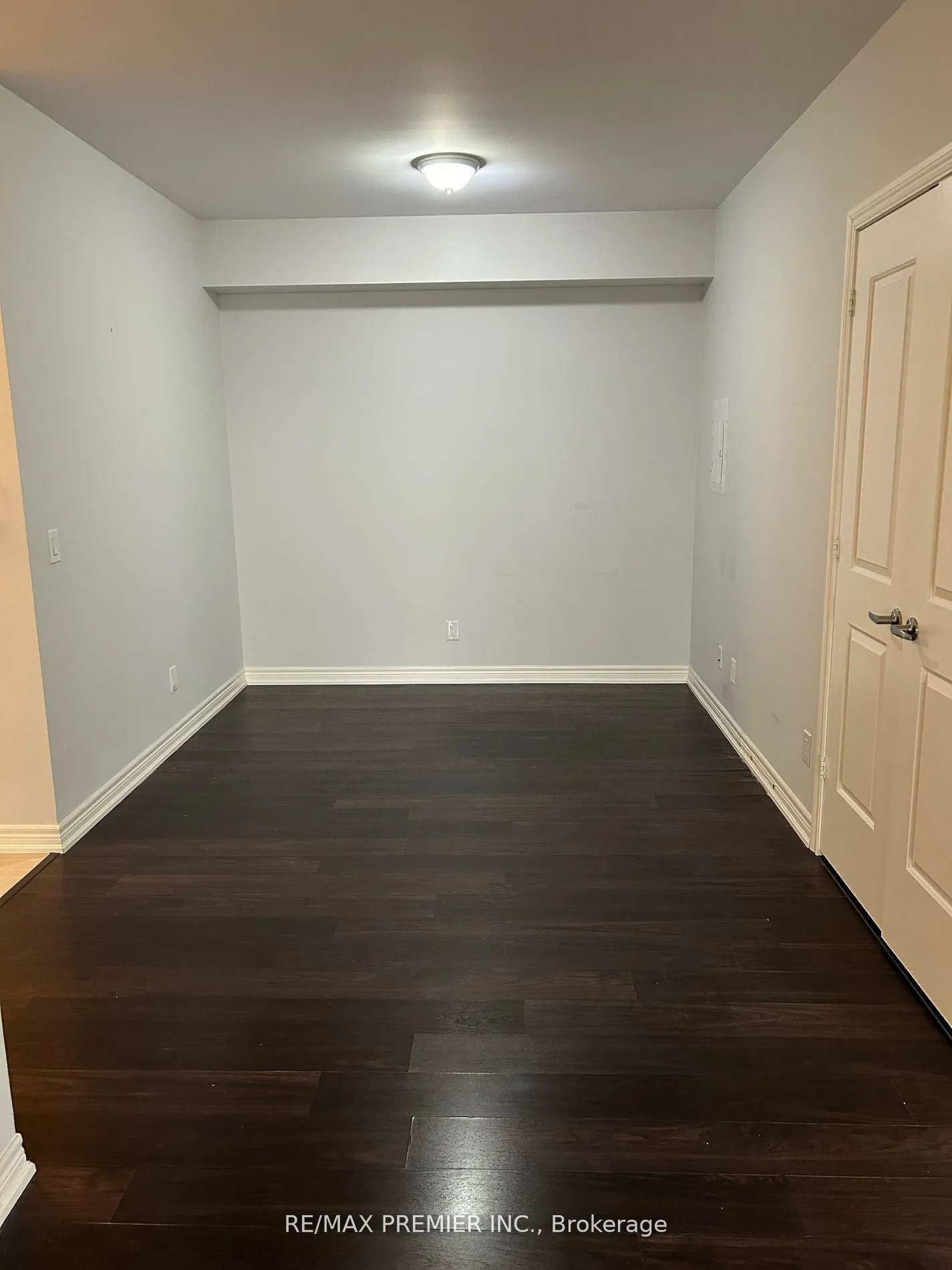 Photo 6 of Unit 1010, 9245 Jane Street, Vaughan, Maple — HOMEH