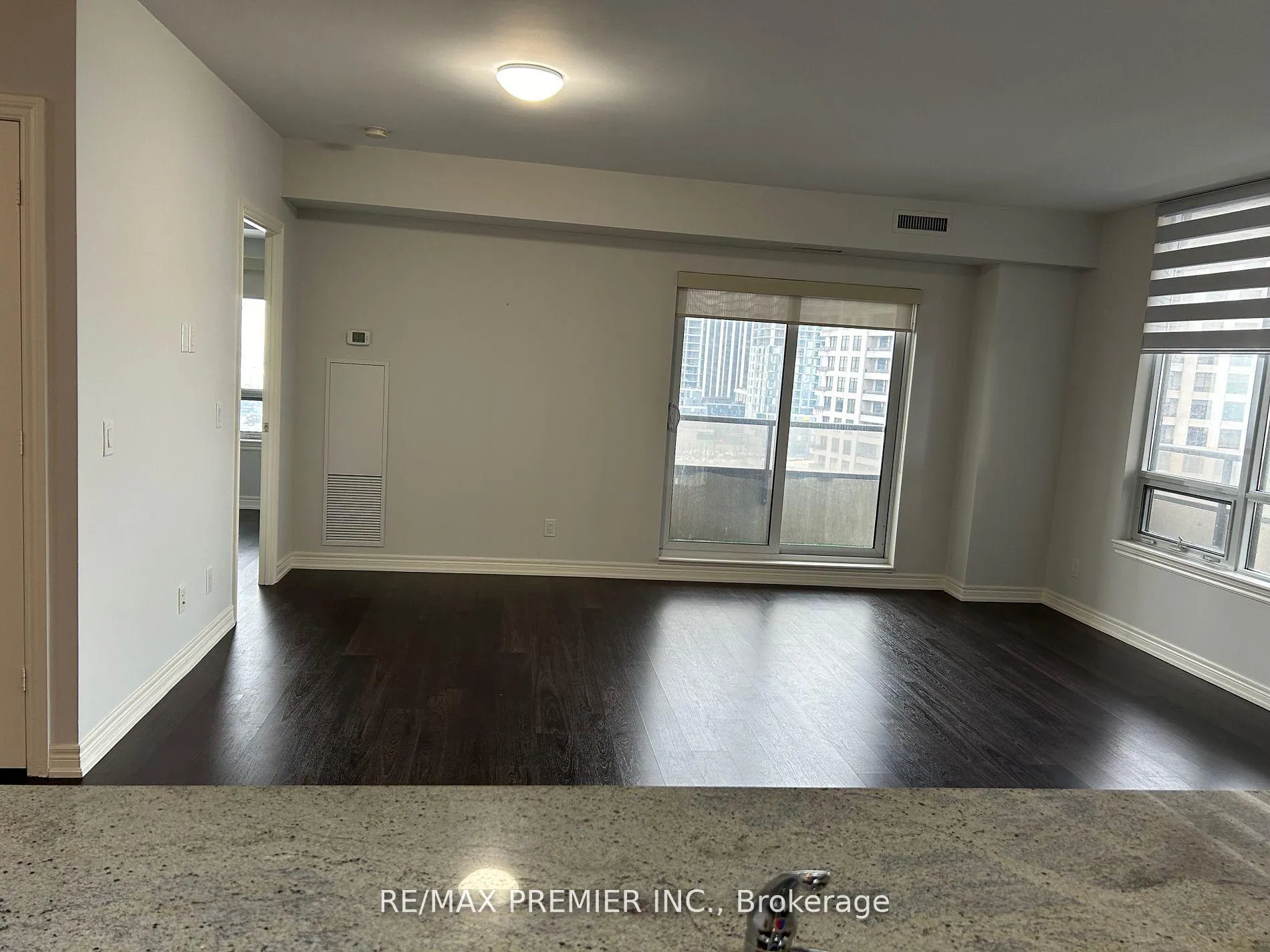 Photo 10 of Unit 1010, 9245 Jane Street, Vaughan, Maple — HOMEH
