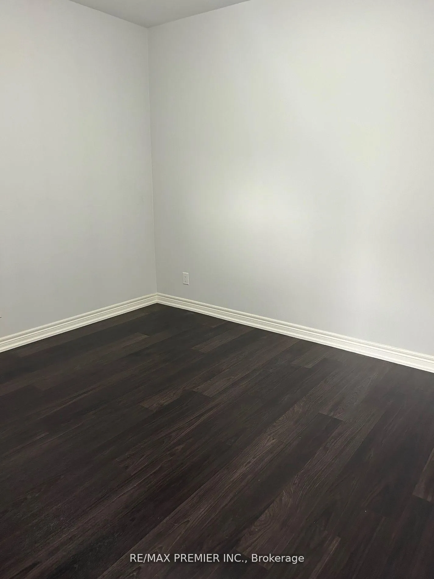Photo 14 of Unit 1010, 9245 Jane Street, Vaughan, Maple — HOMEH