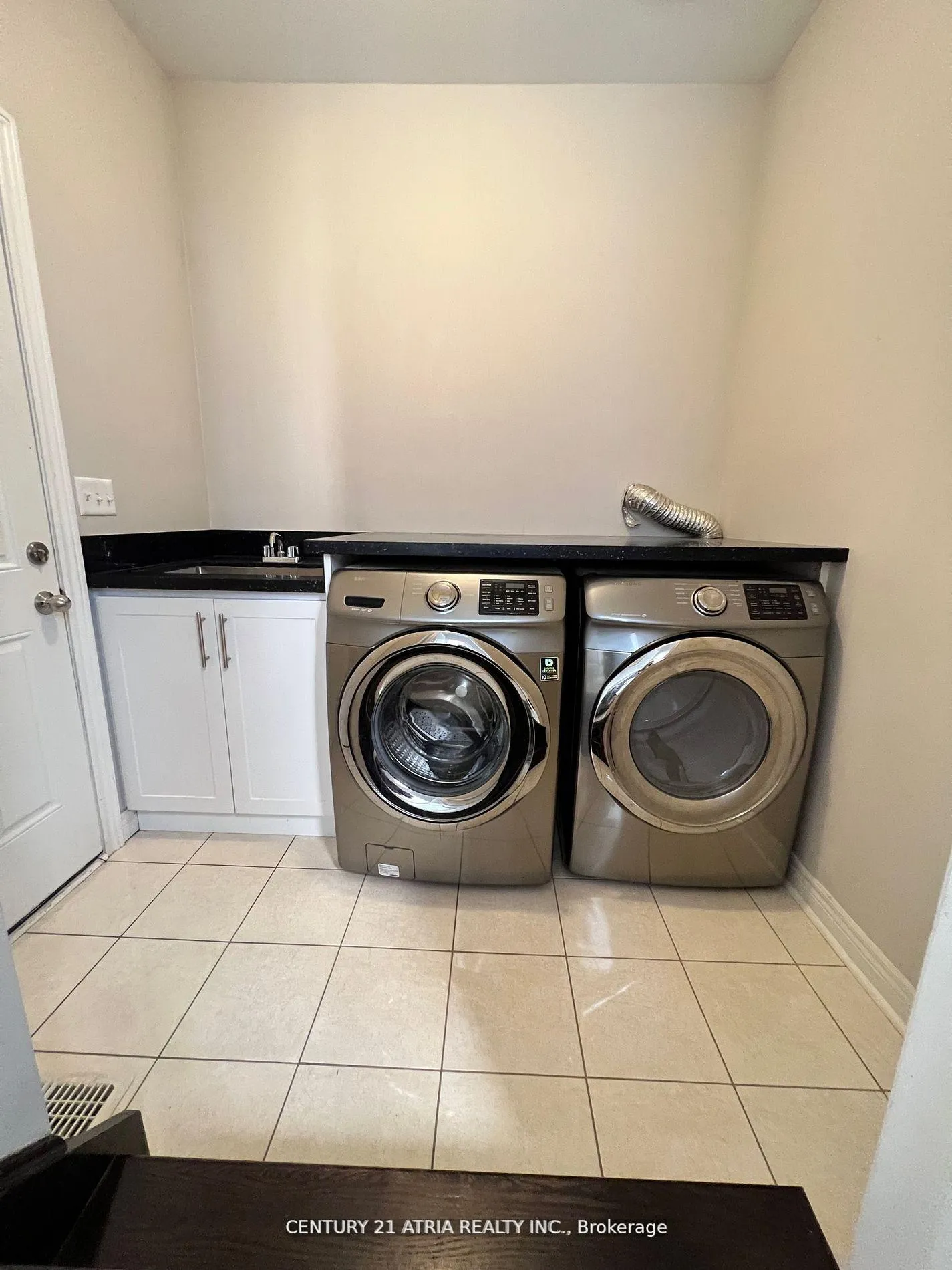 Photo 11 of 104 Pearl Lake Road, Markham, Cornell — HOMEH