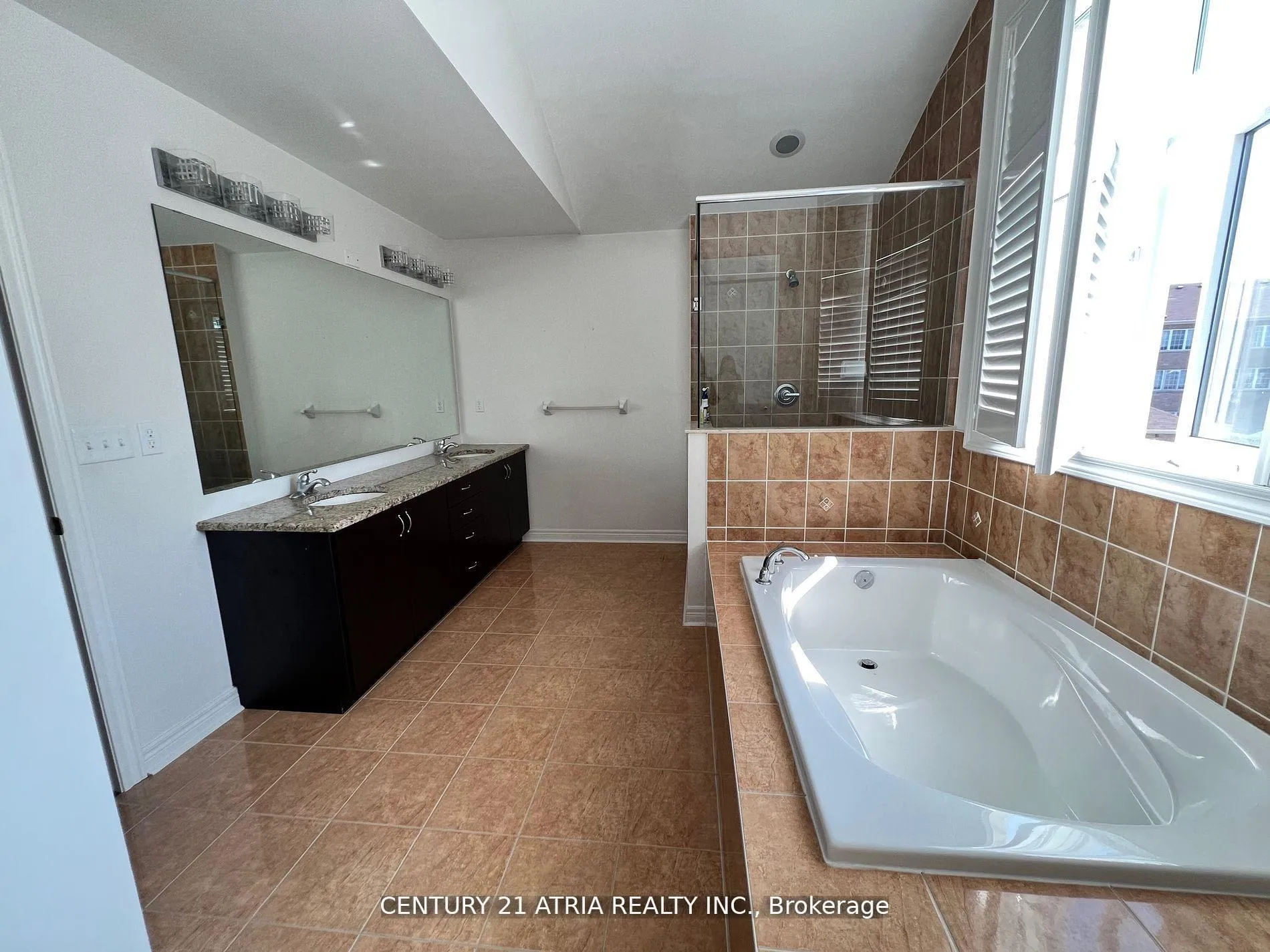Photo 19 of 104 Pearl Lake Road, Markham, Cornell — HOMEH