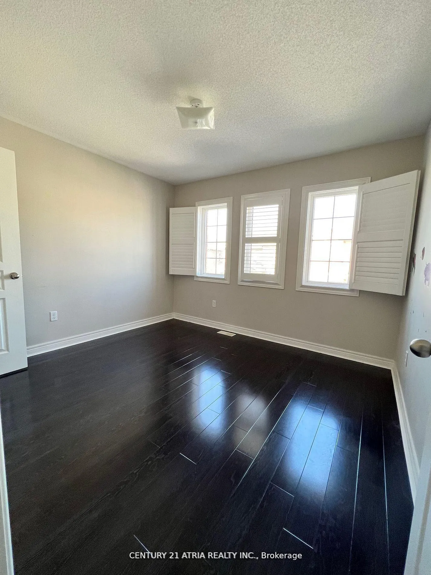 Photo 22 of 104 Pearl Lake Road, Markham, Cornell — HOMEH