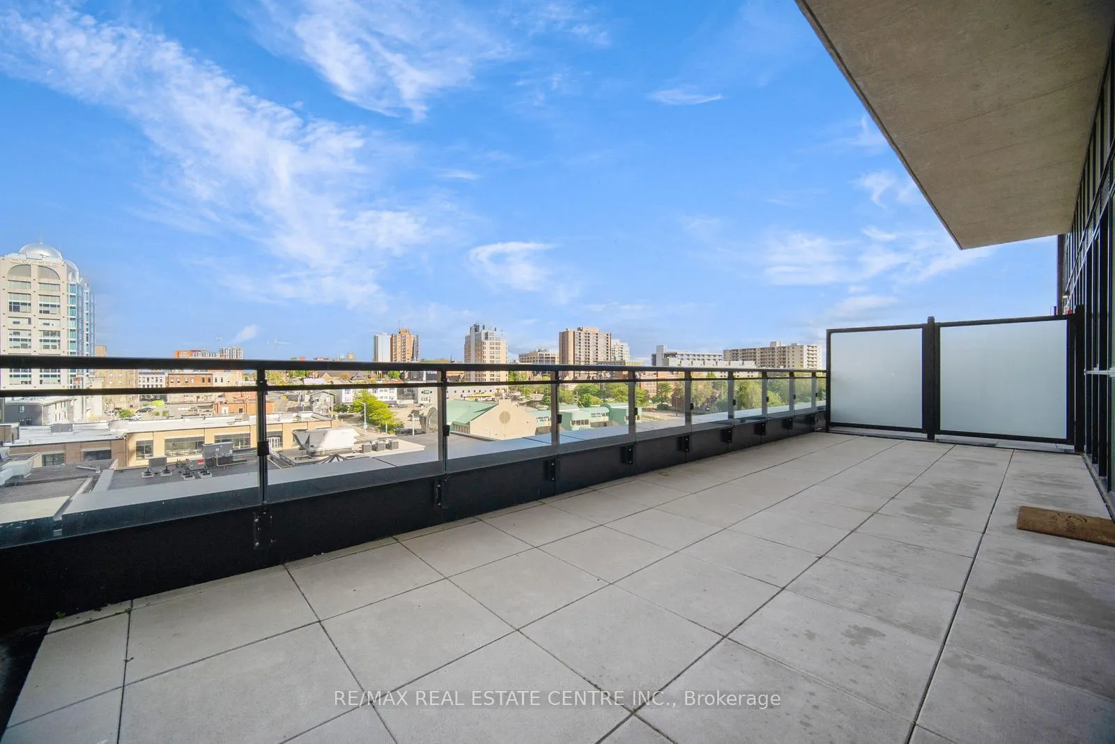 Photo 19 of Unit 604, 60 Charles Street W, Kitchener, City Commercial Core — HOMEH