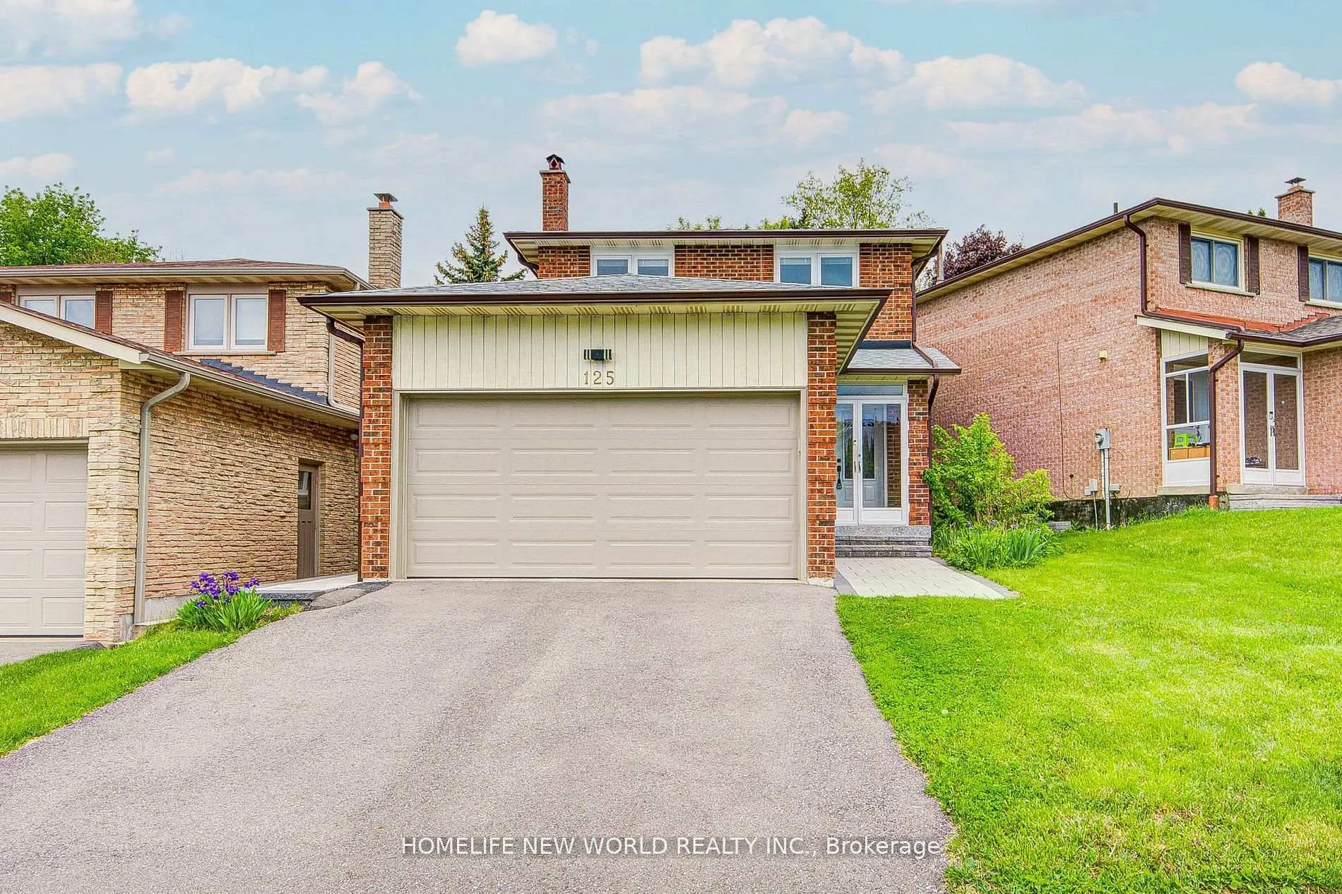 Photo 2 of 125 Major Buttons Drive, Markham, Sherwood-Amberglen — HOMEH