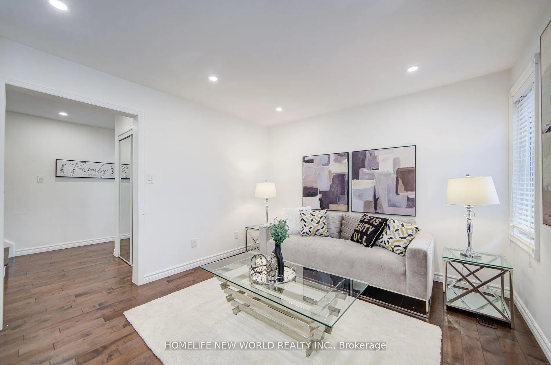 Photo 5 of 125 Major Buttons Drive, Markham, Sherwood-Amberglen — HOMEH