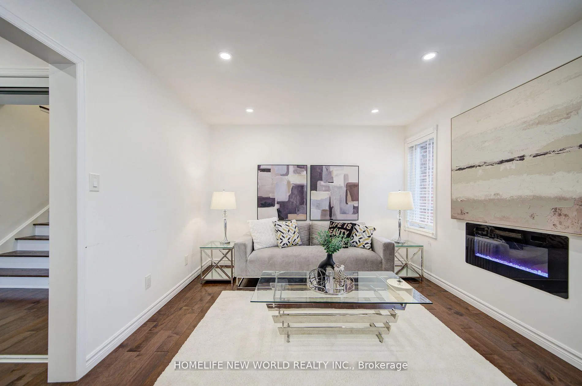 Photo 6 of 125 Major Buttons Drive, Markham, Sherwood-Amberglen — HOMEH