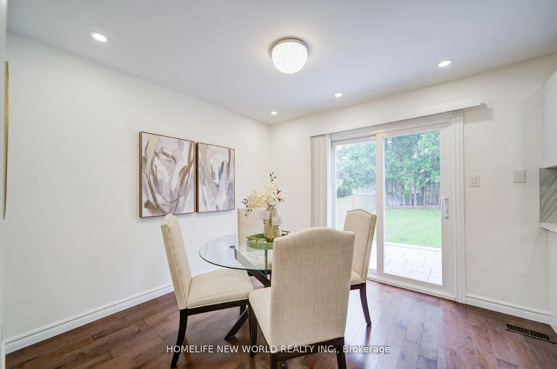 Photo 9 of 125 Major Buttons Drive, Markham, Sherwood-Amberglen — HOMEH