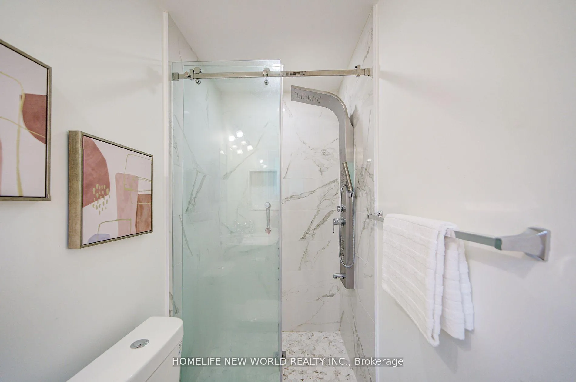 Photo 28 of 125 Major Buttons Drive, Markham, Sherwood-Amberglen — HOMEH