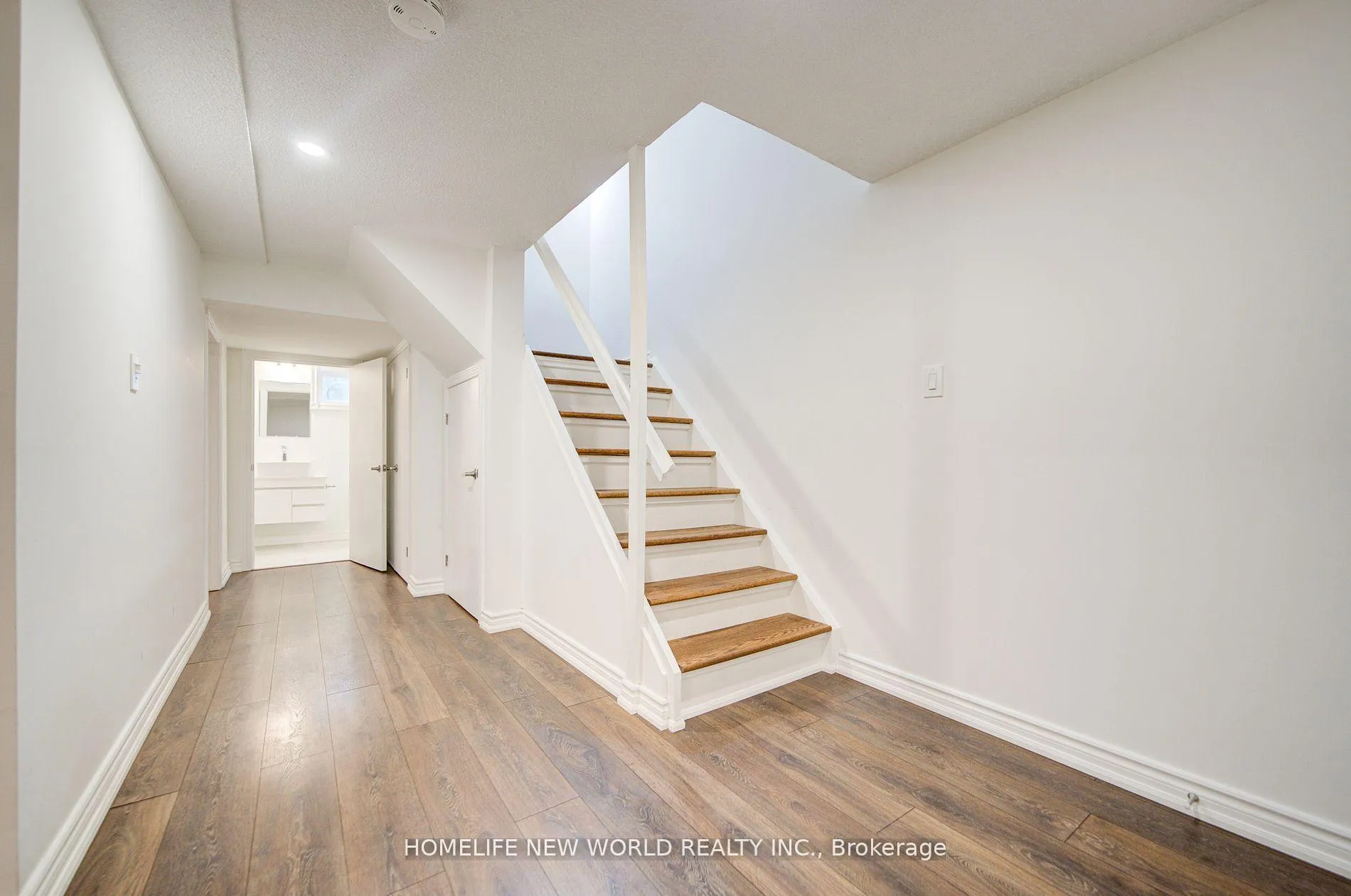 Photo 35 of 125 Major Buttons Drive, Markham, Sherwood-Amberglen — HOMEH