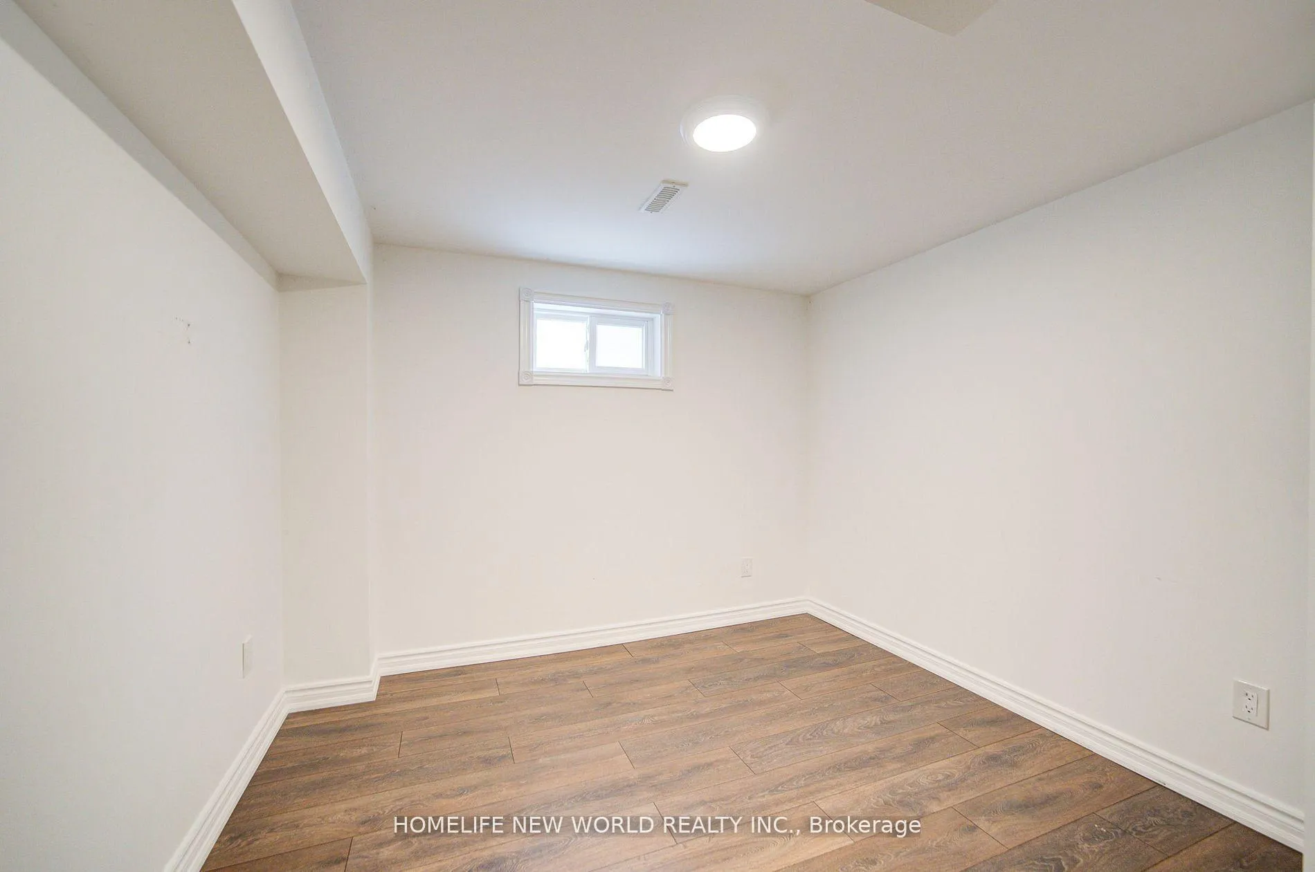 Photo 39 of 125 Major Buttons Drive, Markham, Sherwood-Amberglen — HOMEH