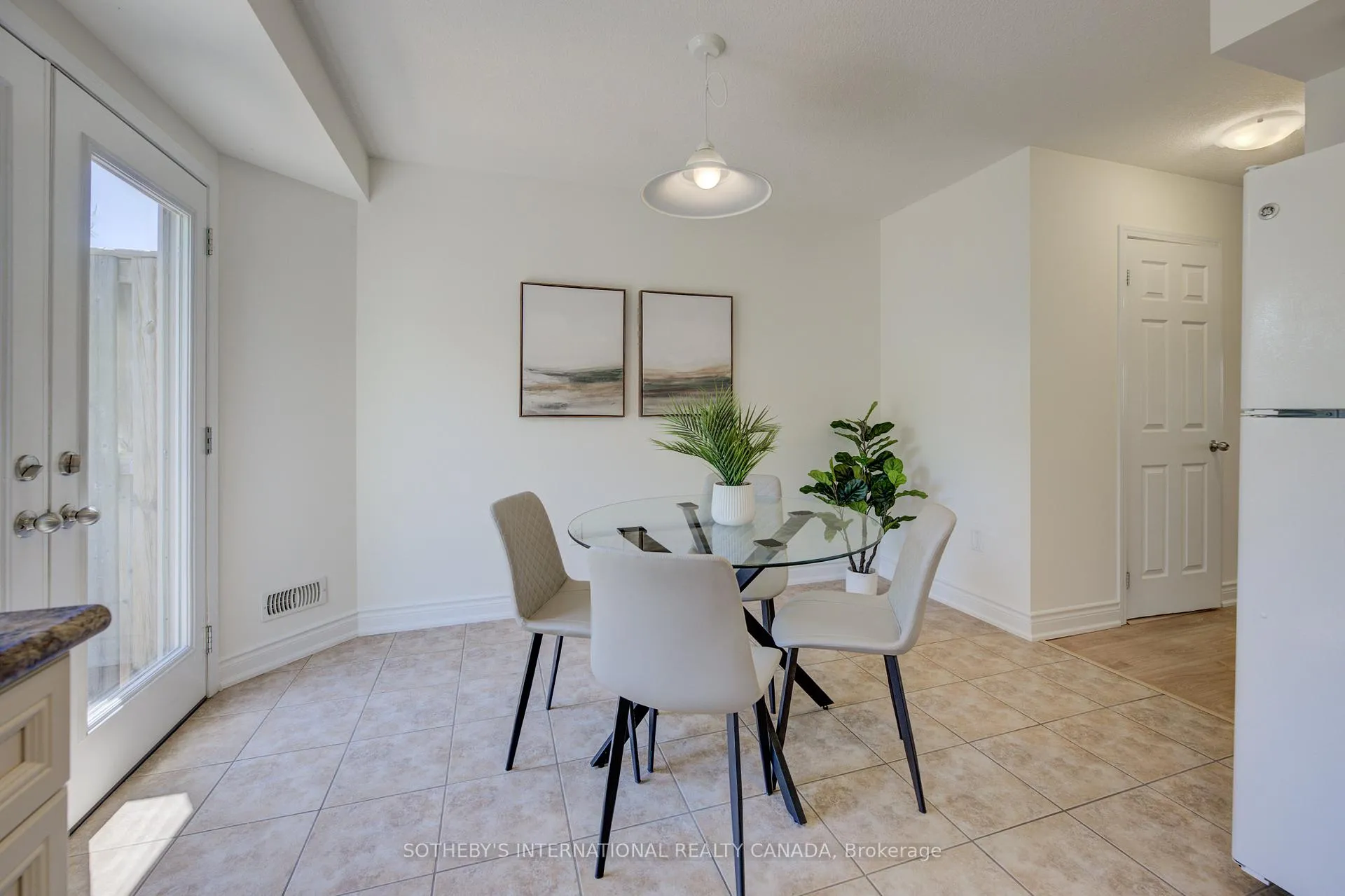 Photo 18 of Unit 38B, 931 Glasgow Street, Waterloo — HOMEH