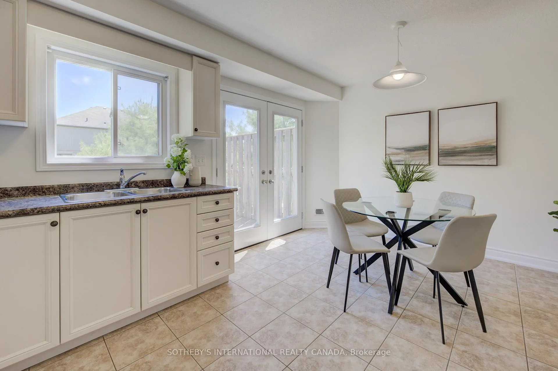 Photo 19 of Unit 38B, 931 Glasgow Street, Waterloo — HOMEH