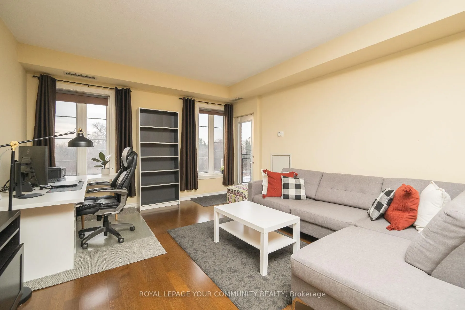 Photo 13 of Unit 313, 4620 Highway 7, Vaughan, East Woodbridge — HOMEH