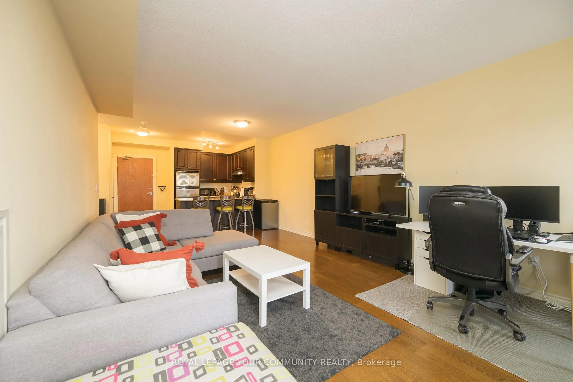 Photo 14 of Unit 313, 4620 Highway 7, Vaughan, East Woodbridge — HOMEH