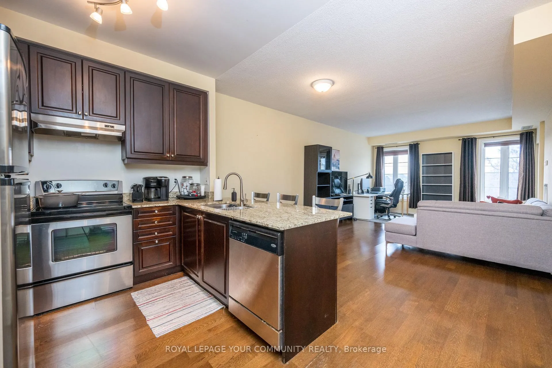 Photo 16 of Unit 313, 4620 Highway 7, Vaughan, East Woodbridge — HOMEH