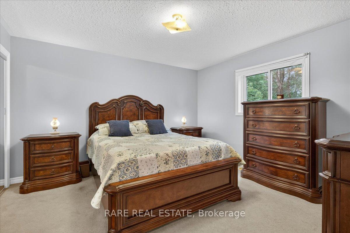 Photo 12 of 18 Lamers Crescent, Clearview, New Lowell — HOMEH