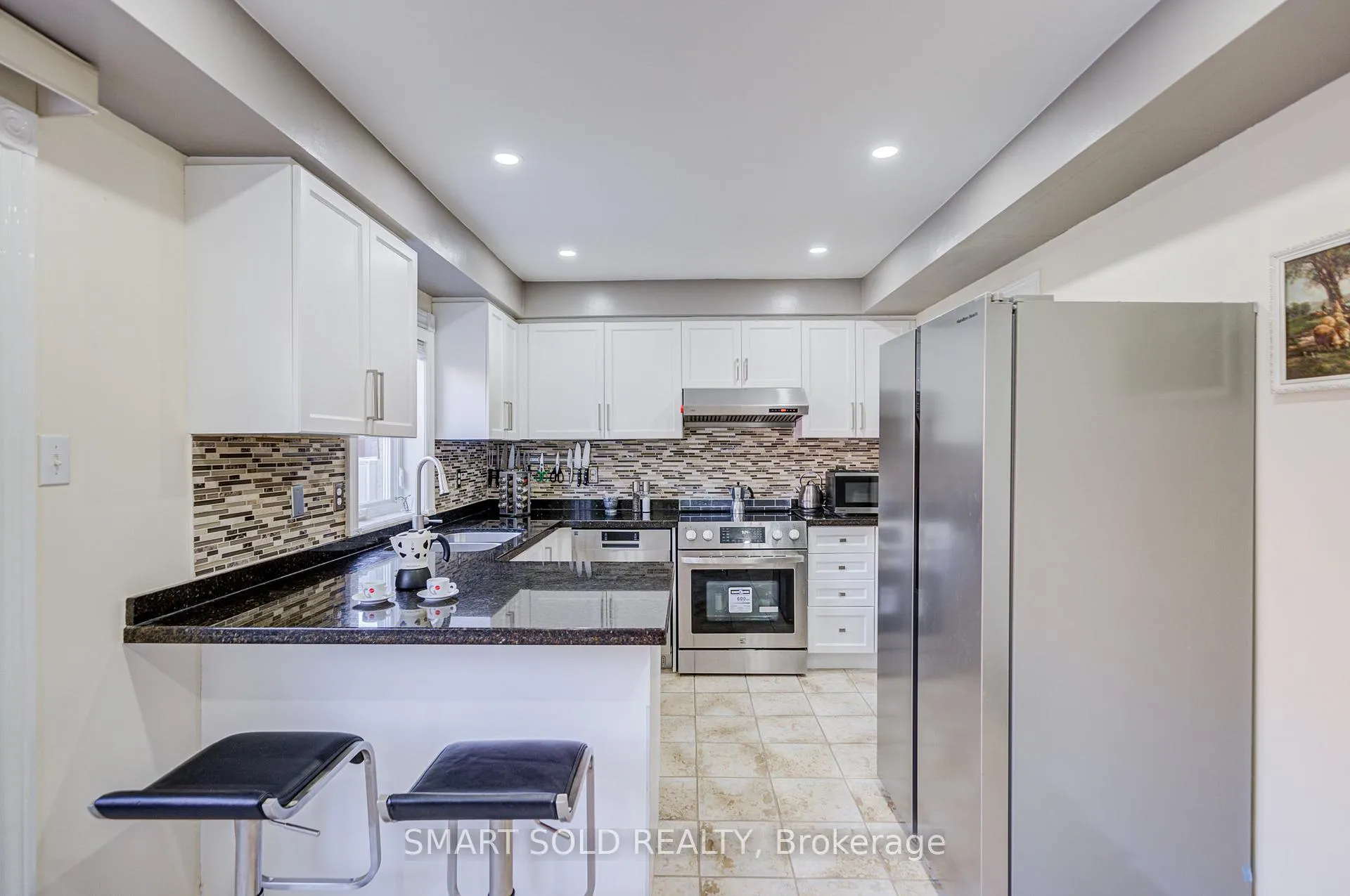 Photo 17 of 123 Sassafras Circle, Vaughan, Patterson — HOMEH