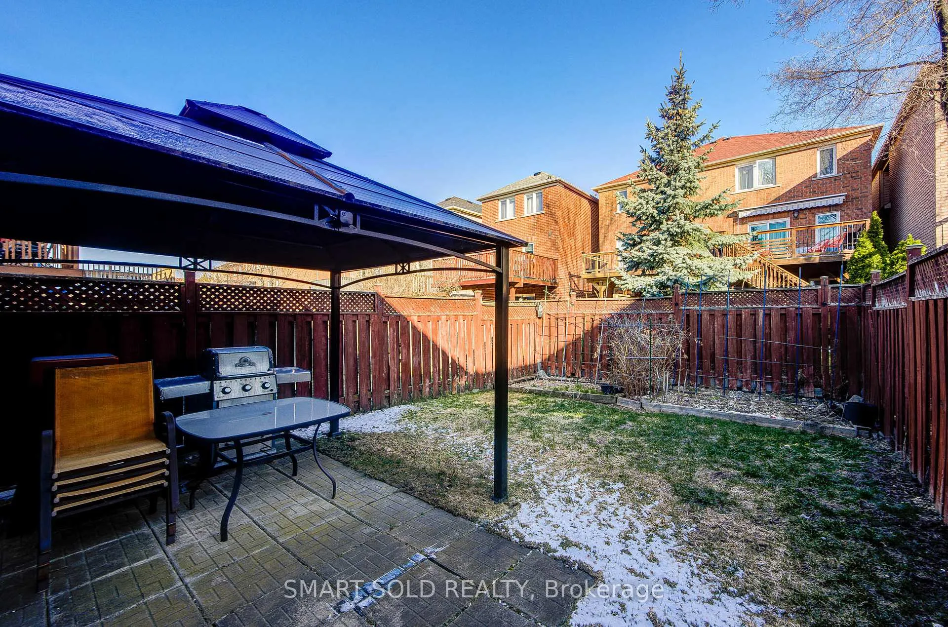 Photo 36 of 123 Sassafras Circle, Vaughan, Patterson — HOMEH