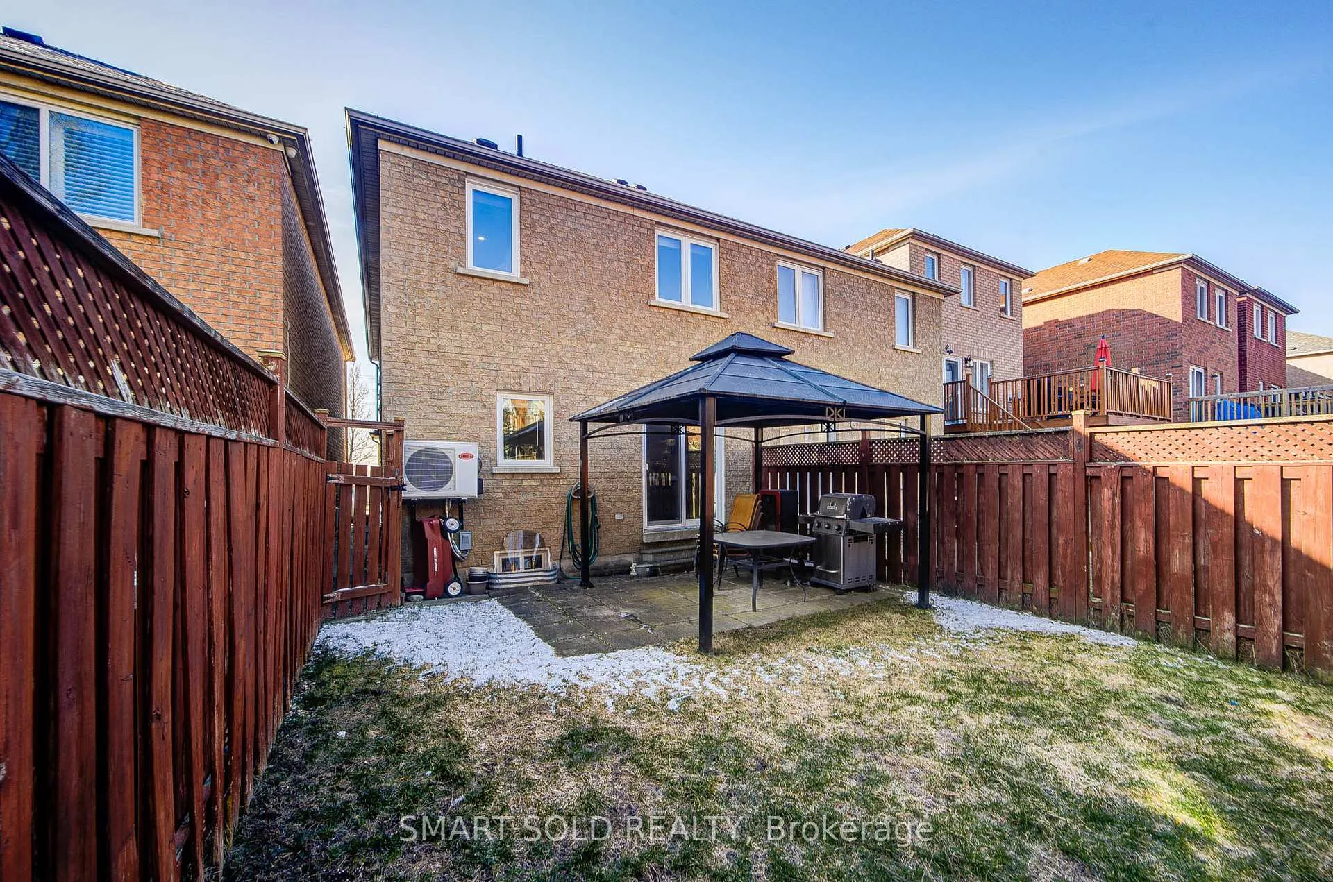 Photo 37 of 123 Sassafras Circle, Vaughan, Patterson — HOMEH