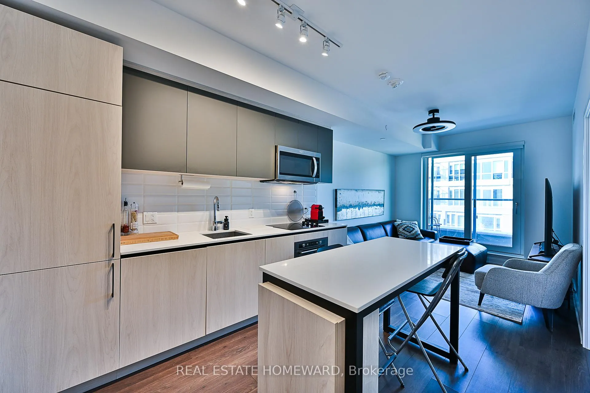 Photo 7 of Unit 432, 150 Logan Avenue, Toronto, South Riverdale — HOMEH