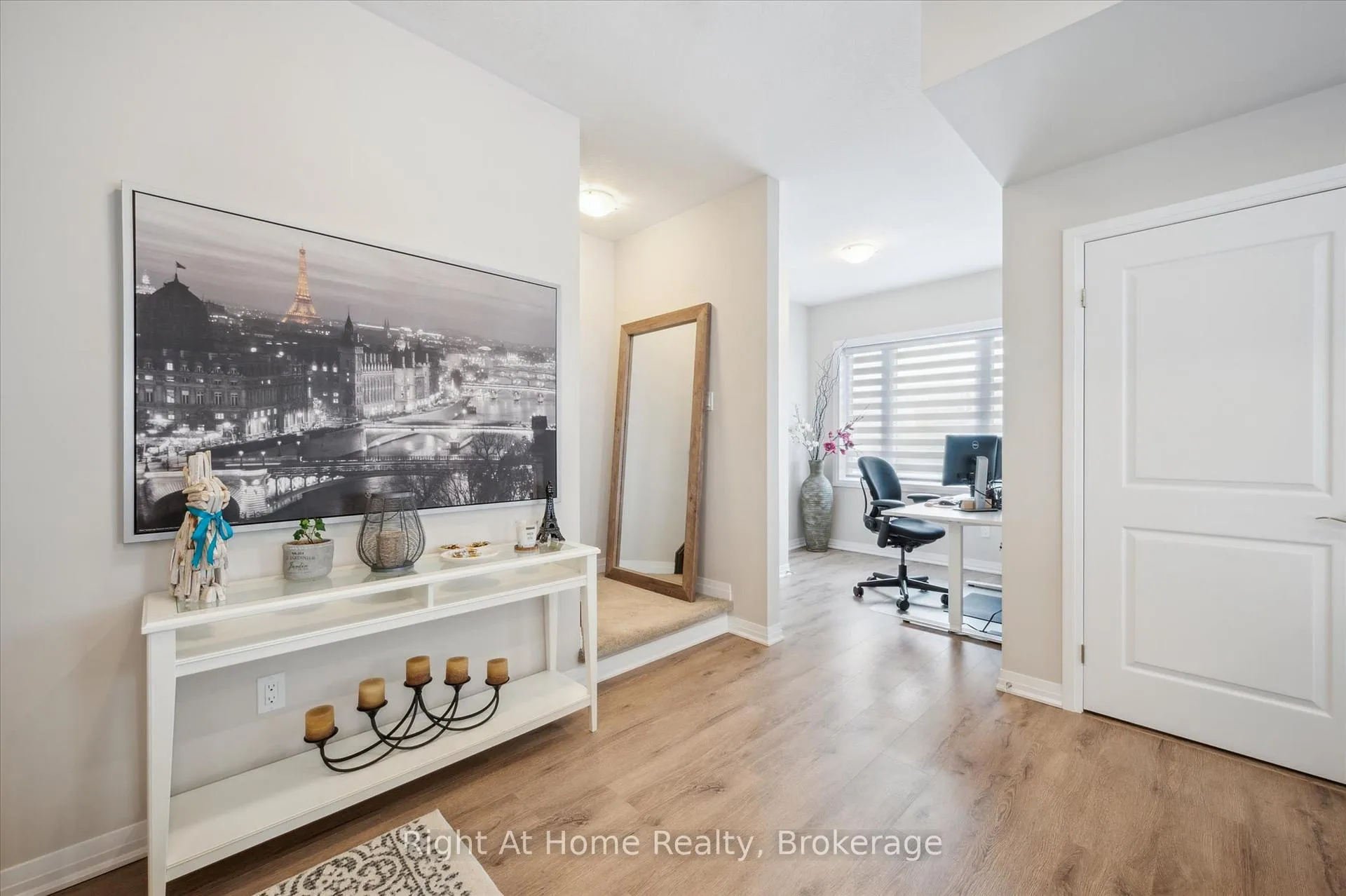 Photo 10 of 1586 Fischer-Hallman Road, Kitchener — HOMEH