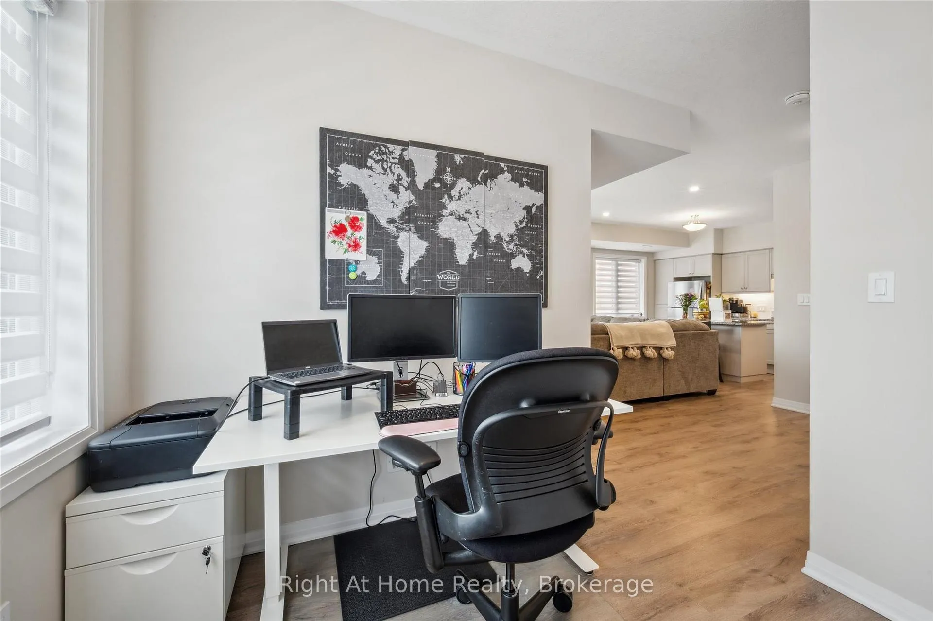 Photo 12 of 1586 Fischer-Hallman Road, Kitchener — HOMEH