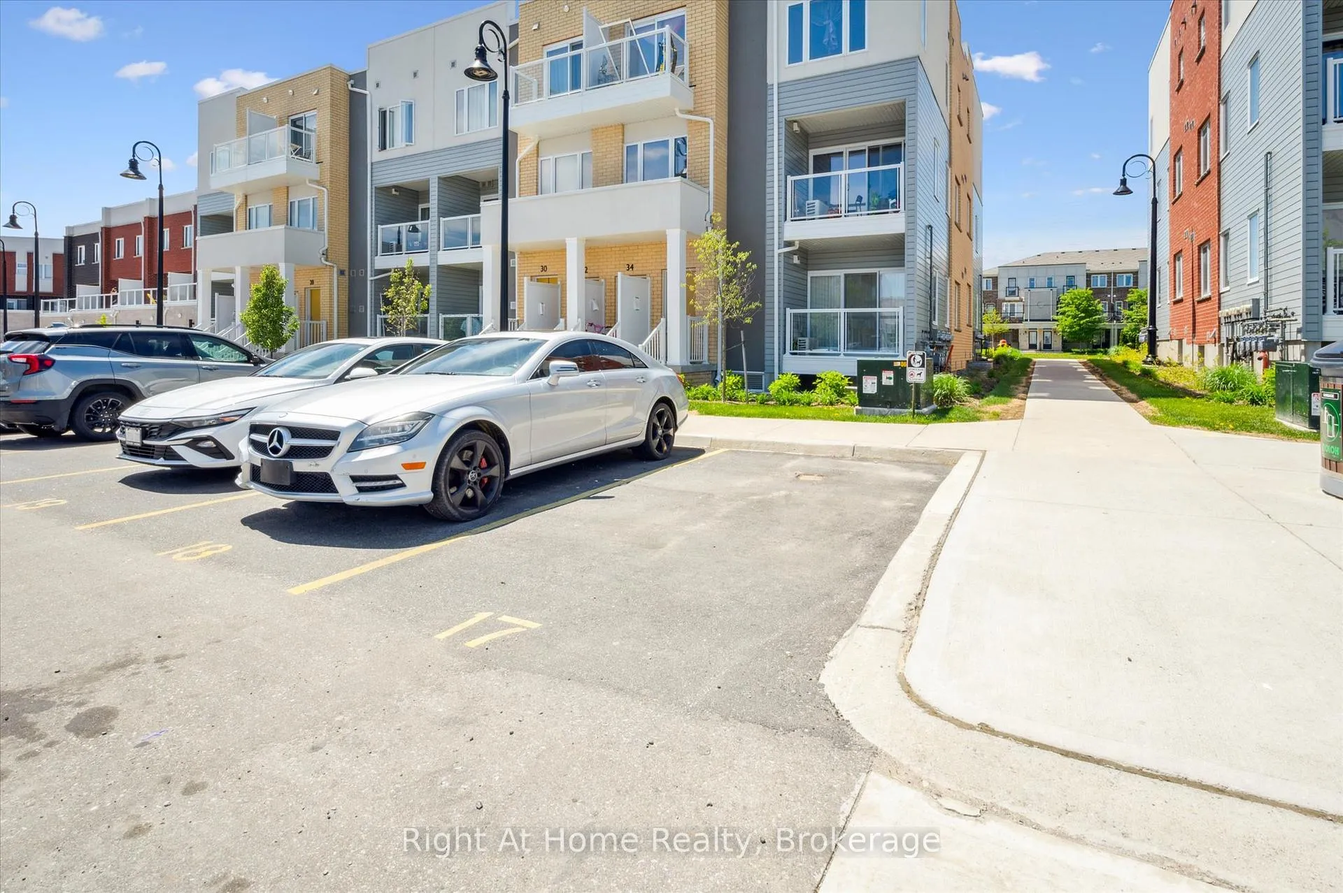 Photo 24 of 1586 Fischer-Hallman Road, Kitchener — HOMEH