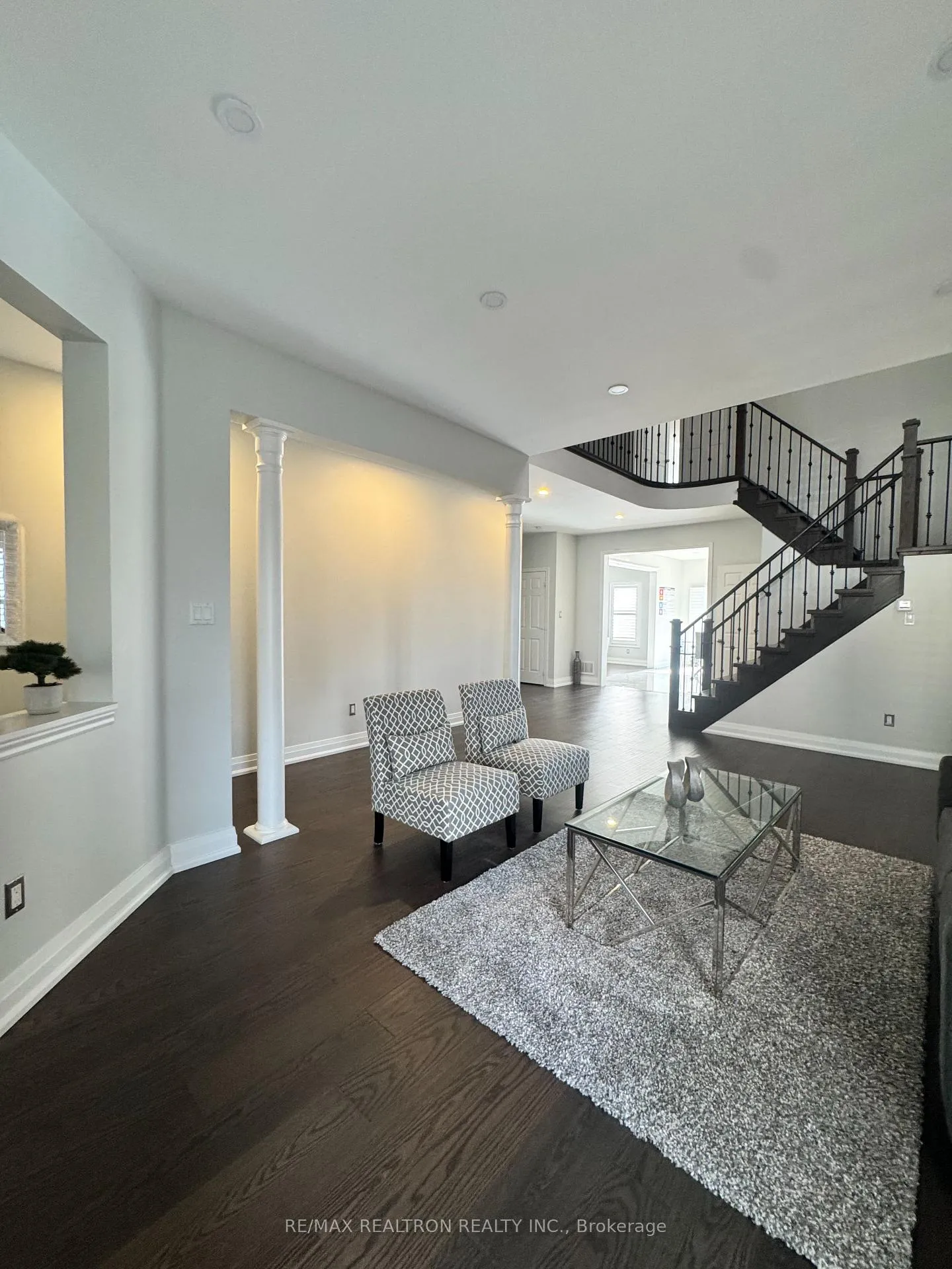 Photo 8 of 510 Roy Rainey Avenue, Markham, Wismer — HOMEH