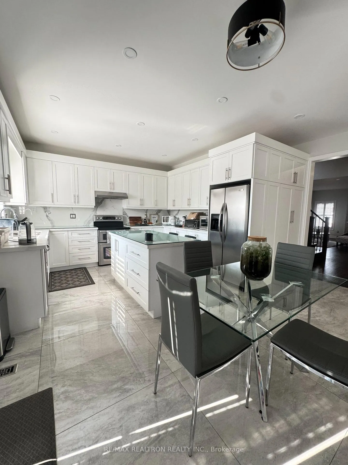 Photo 14 of 510 Roy Rainey Avenue, Markham, Wismer — HOMEH