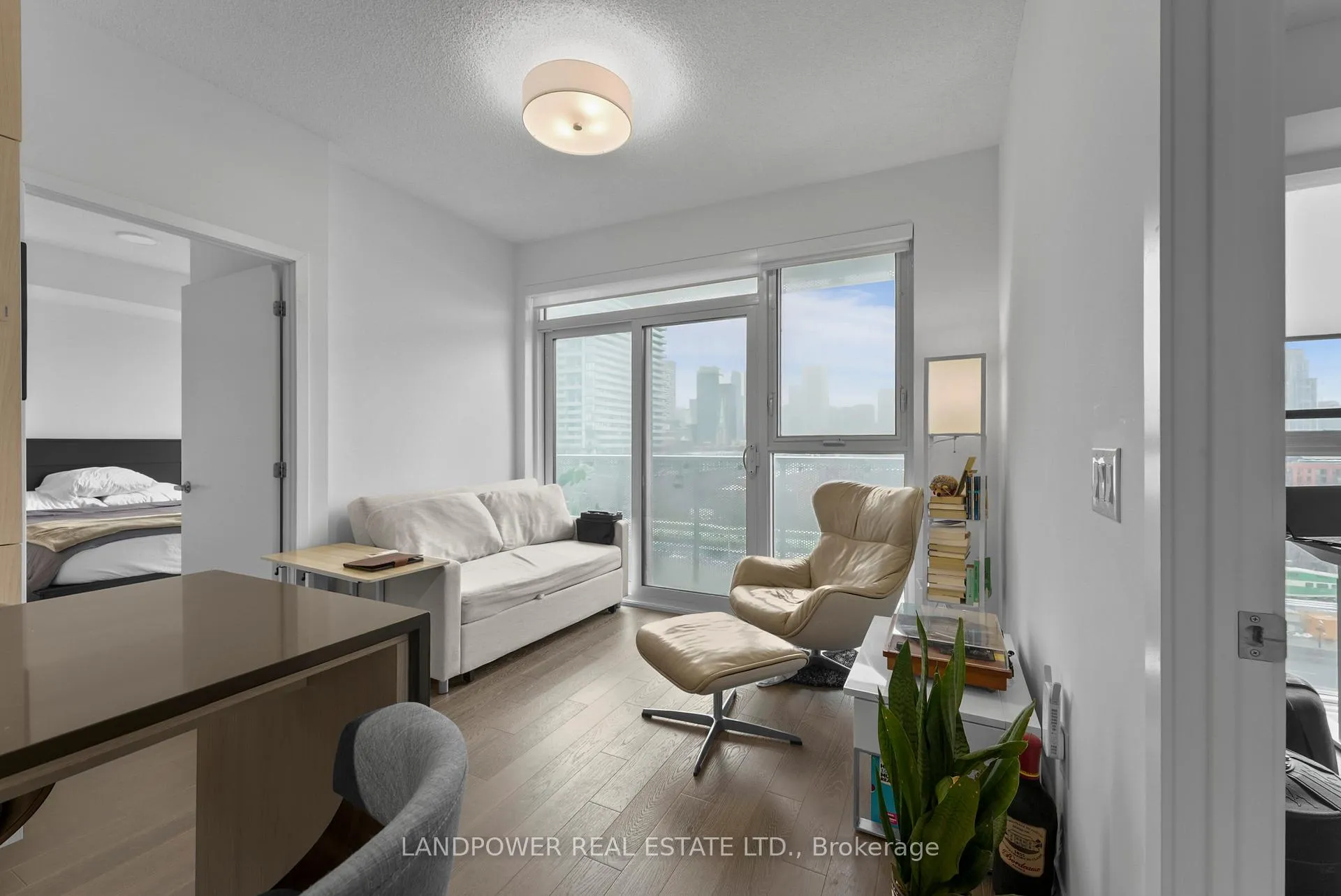 Photo 5 of Unit 718, 20 Richardson Street, Toronto, Waterfront Communities — HOMEH