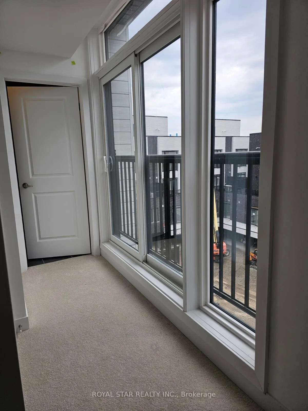 Photo 7 of Unit 6, 184 Angus Drive, Ajax, Central — HOMEH