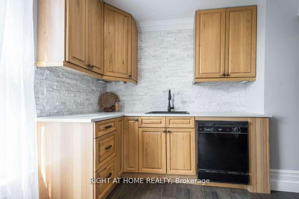Photo 10 of 279 Spring Street, Cobourg — HOMEH