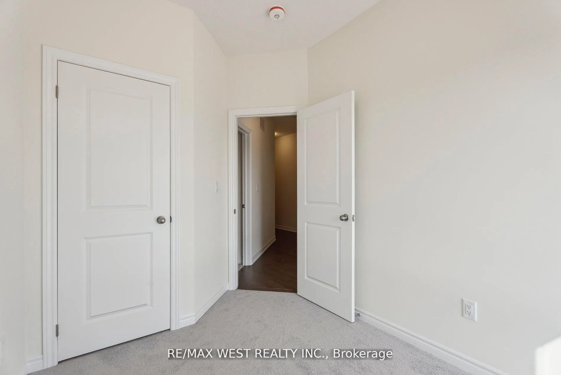 Photo 20 of 149 Blick Crescent, Aurora, Bayview Wellington — HOMEH