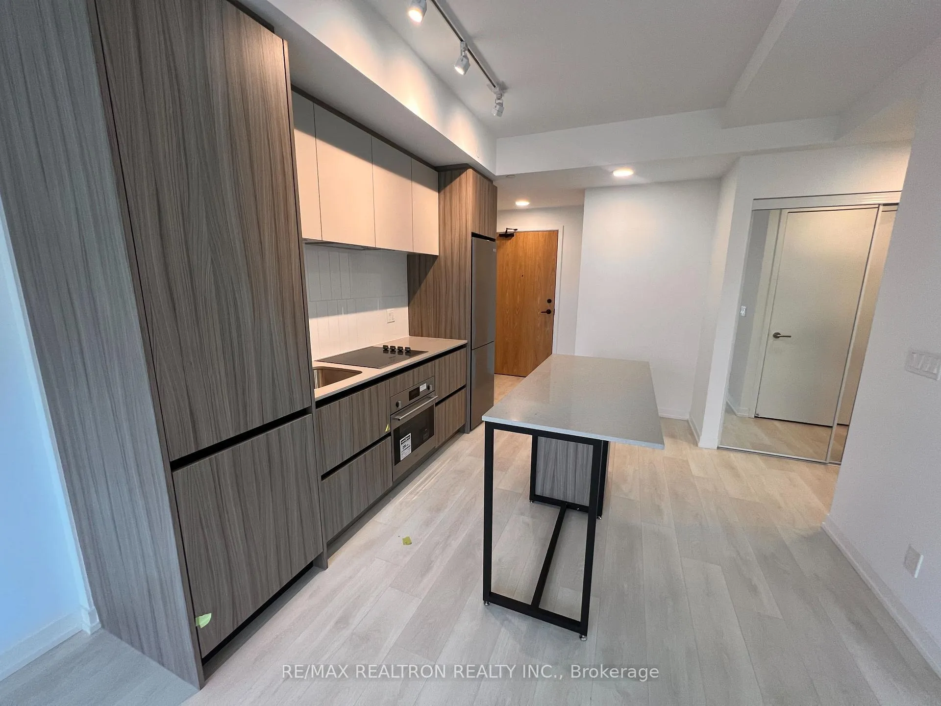 Photo 3 of Unit 1207, 8 Beverley Glen Boulevard, Vaughan, Beverley Glen — HOMEH