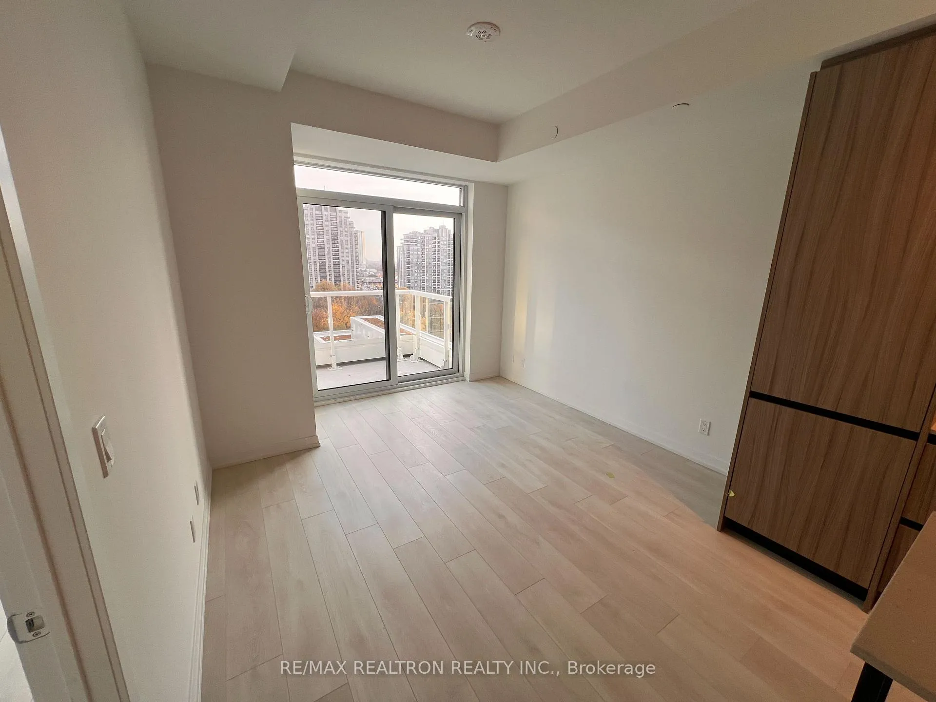 Photo 6 of Unit 1207, 8 Beverley Glen Boulevard, Vaughan, Beverley Glen — HOMEH