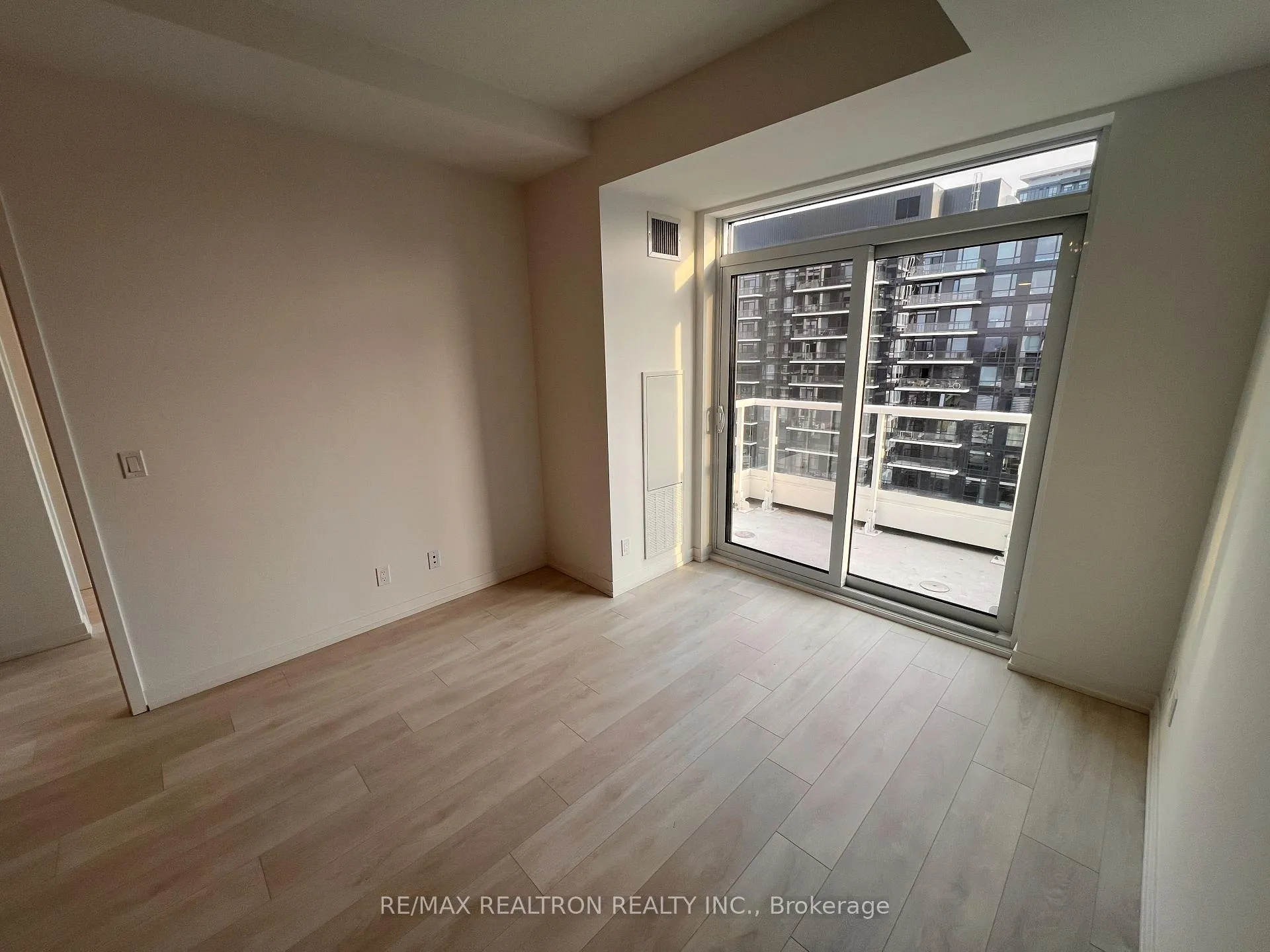 Photo 7 of Unit 1207, 8 Beverley Glen Boulevard, Vaughan, Beverley Glen — HOMEH